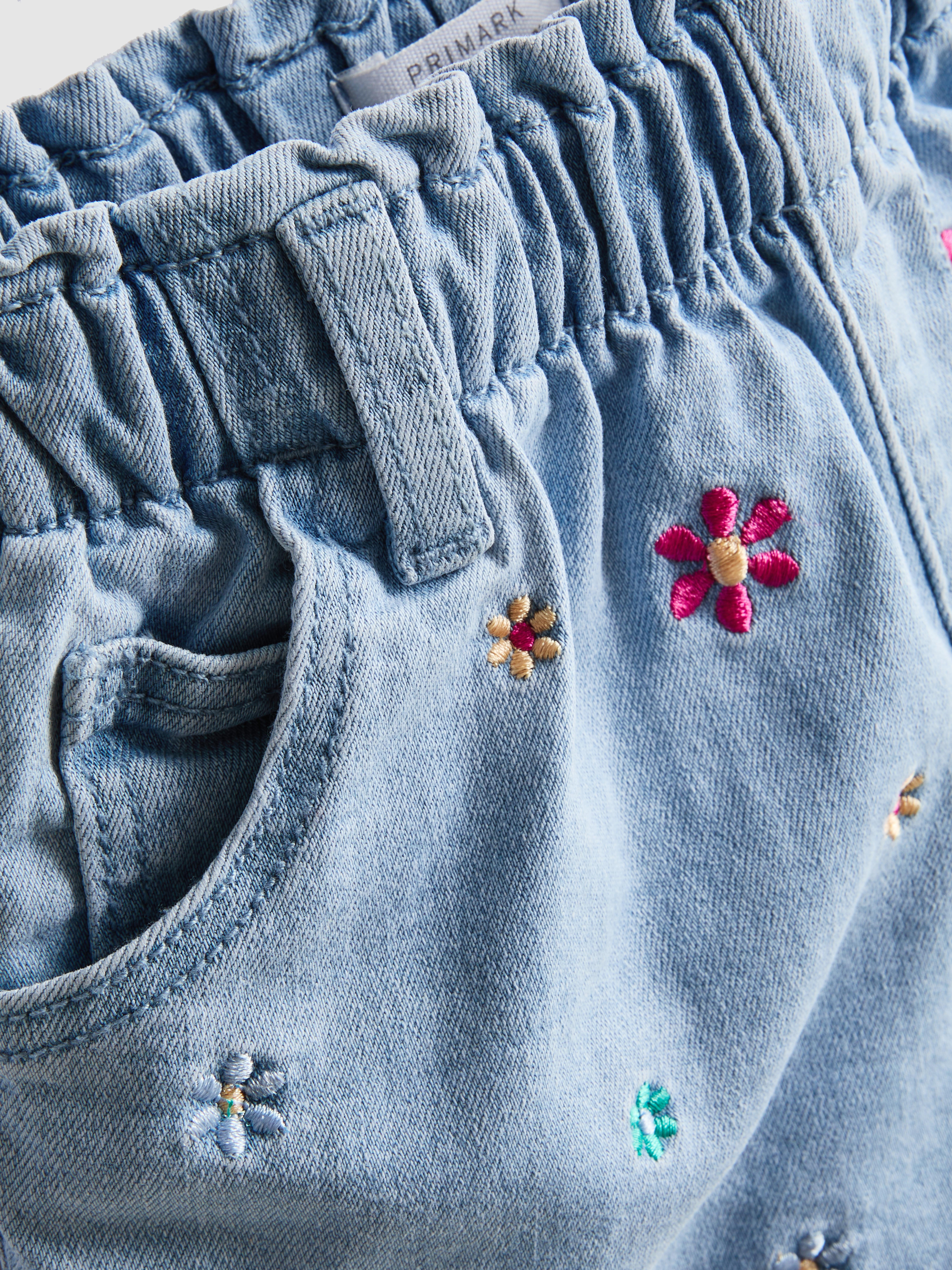 0-36 mesi | Pantaloncini denim a sacchetto ricamati