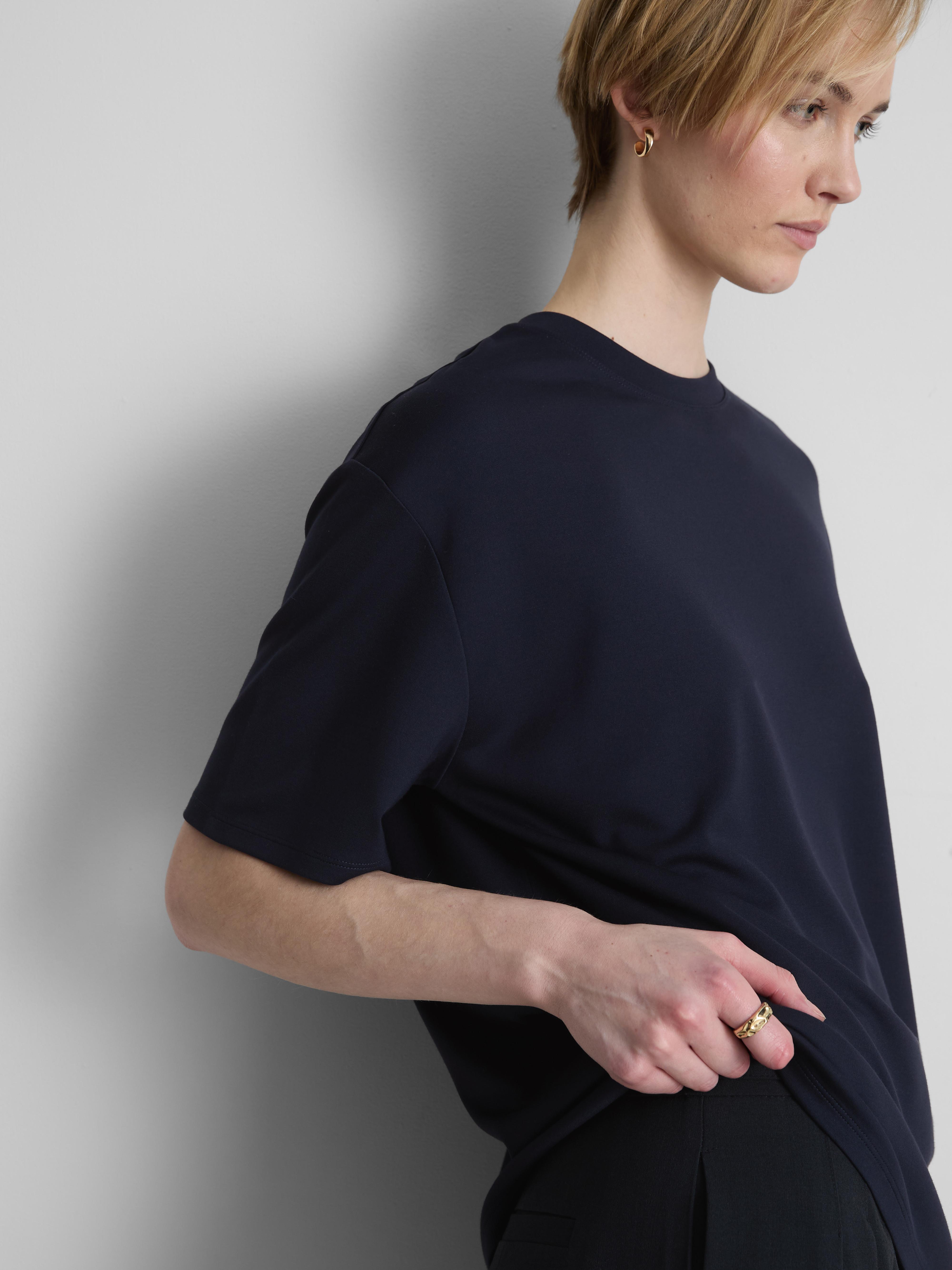 Popolna majica The Edit