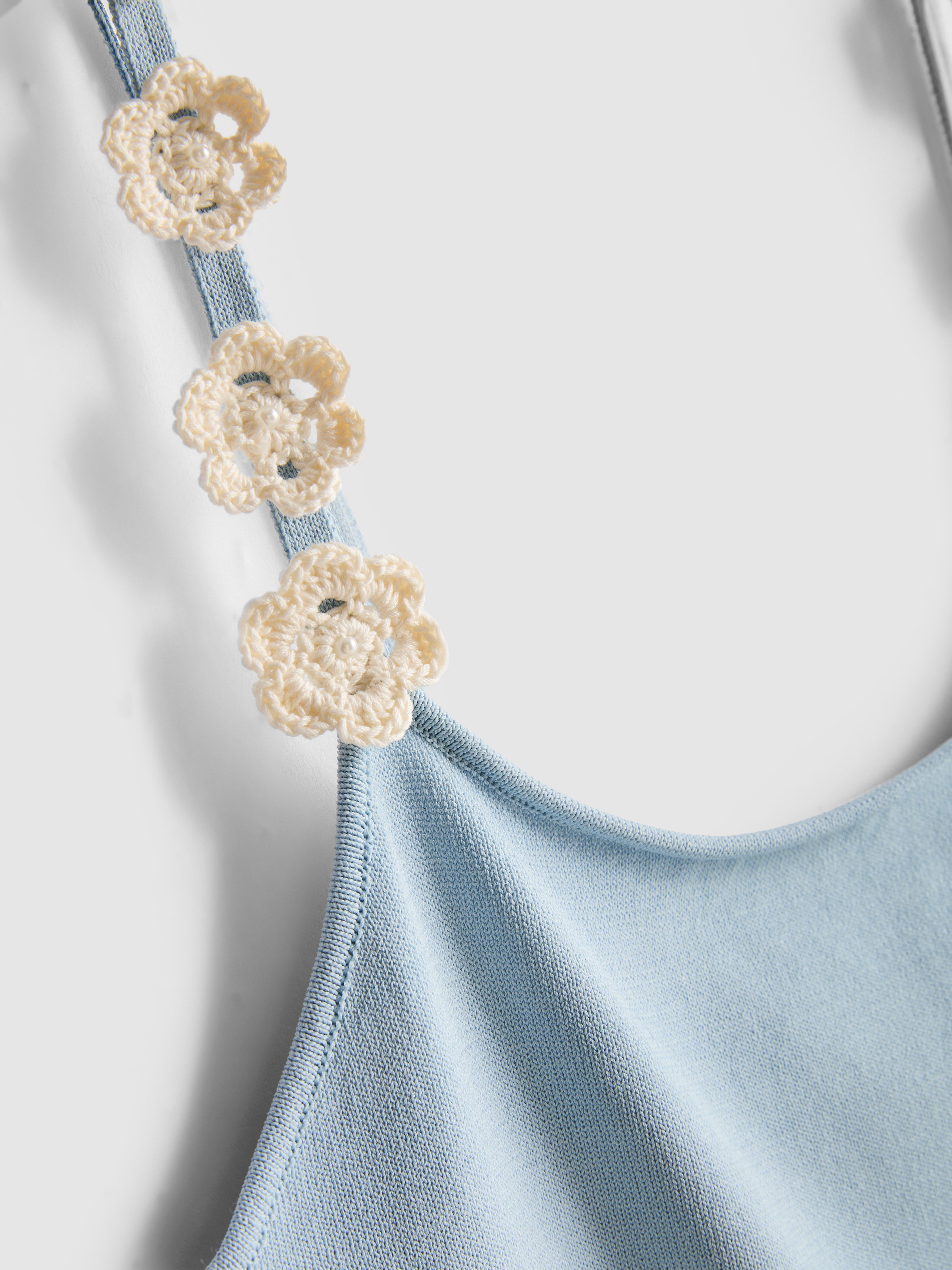Débardeur Femme Style Biz – Appliqué Paillettes Florales – Taille M – Neuf Avec étiquettes