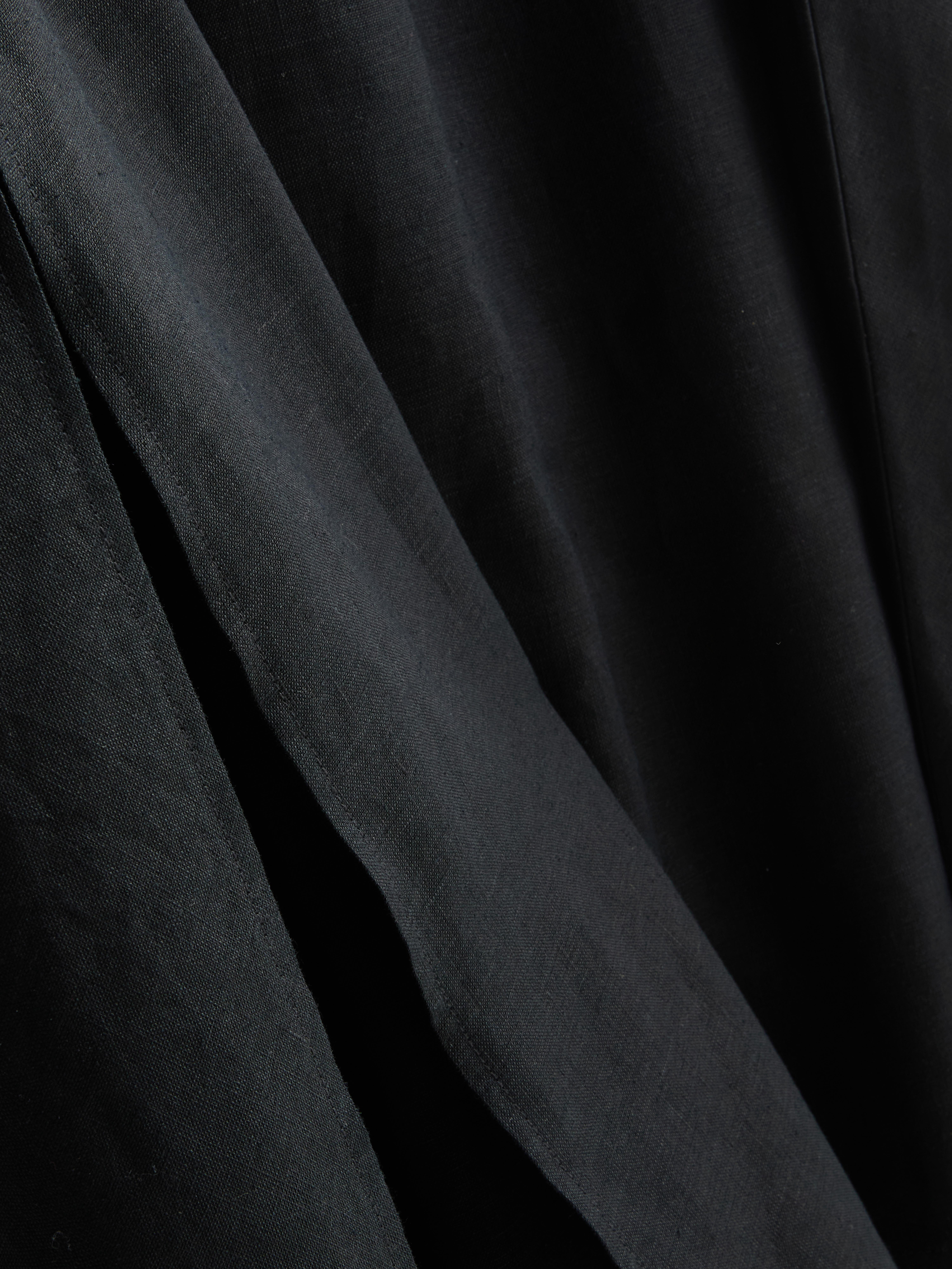 The Edit Sleeveless Linen Midi Dress