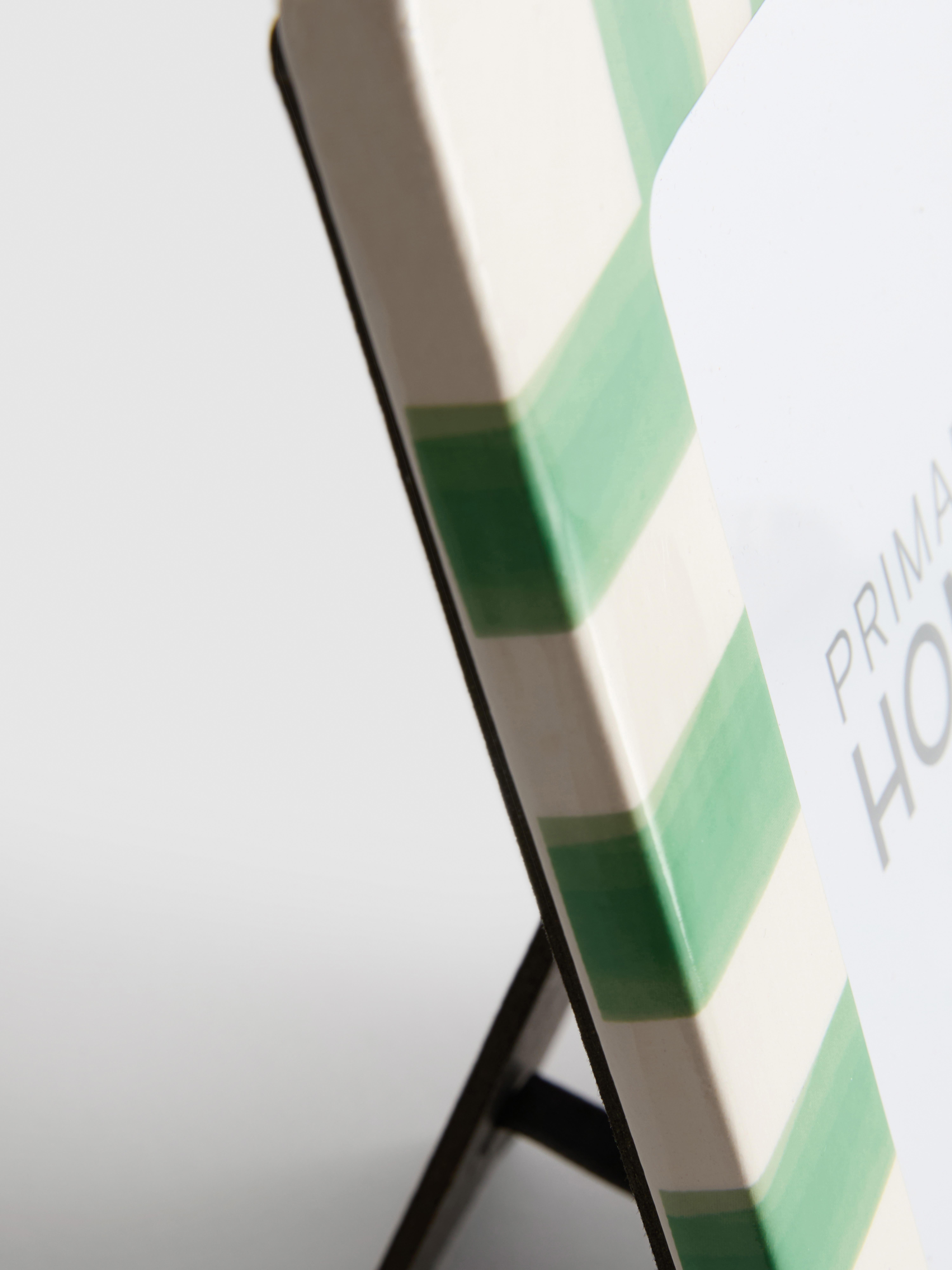 Ceramic Striped Picture Frame | 13 x 18cm (5x7in)