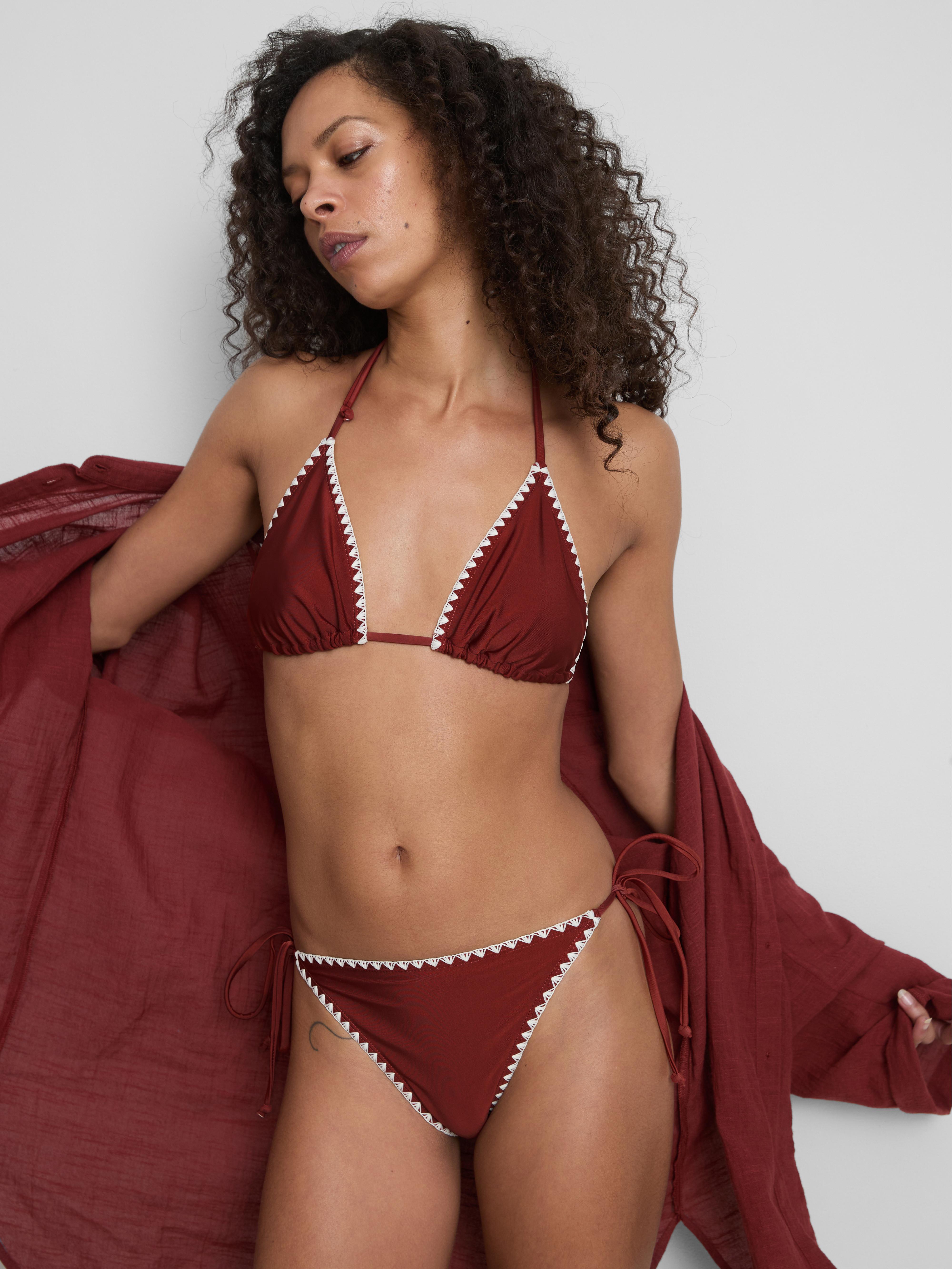 Triangel-Bikinitop mit Ziernaht