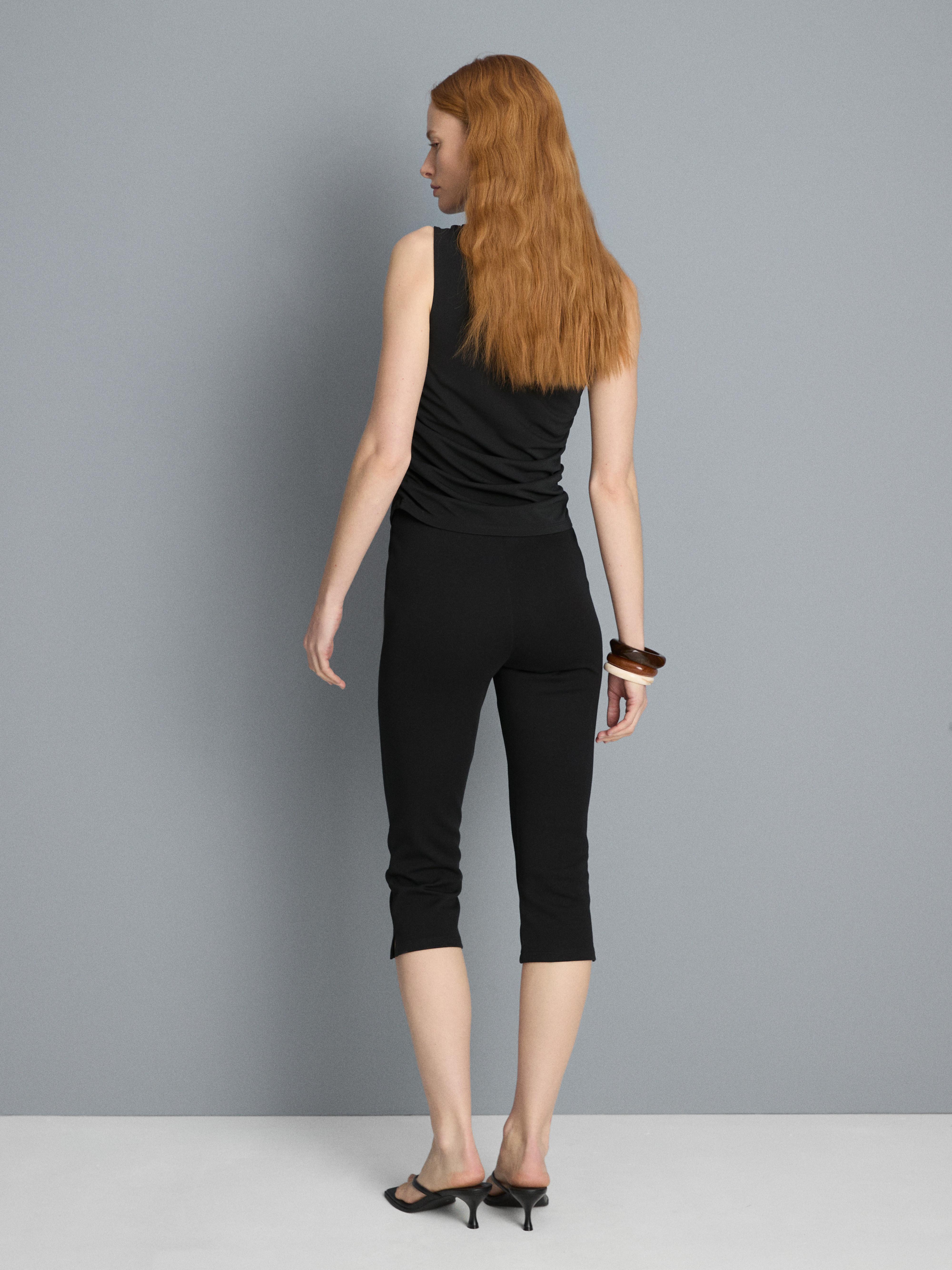 Pantaloni capri ad alta percentuale di cotone