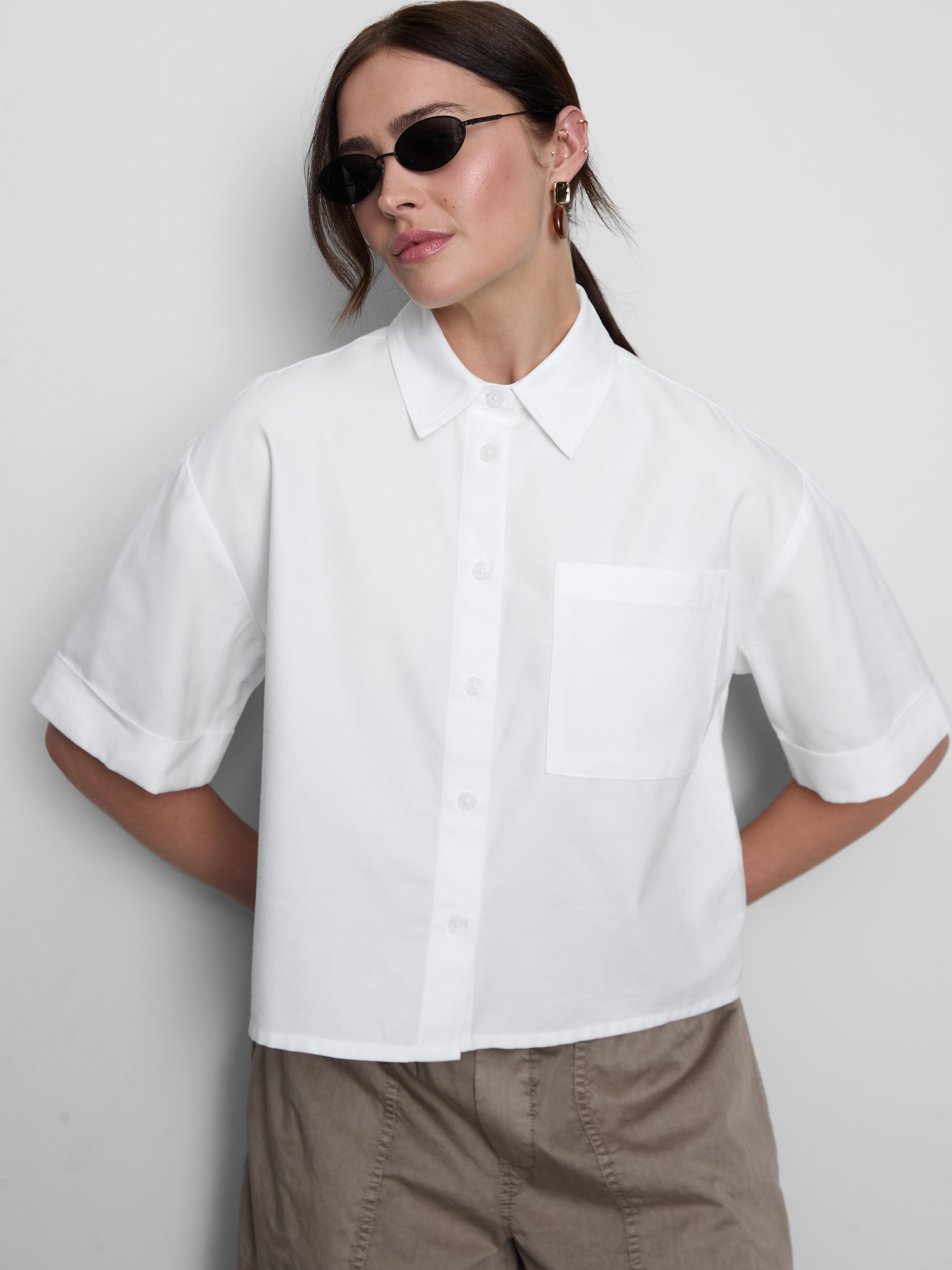 Camisa Oxford corta de corte cuadrado de manga corta
