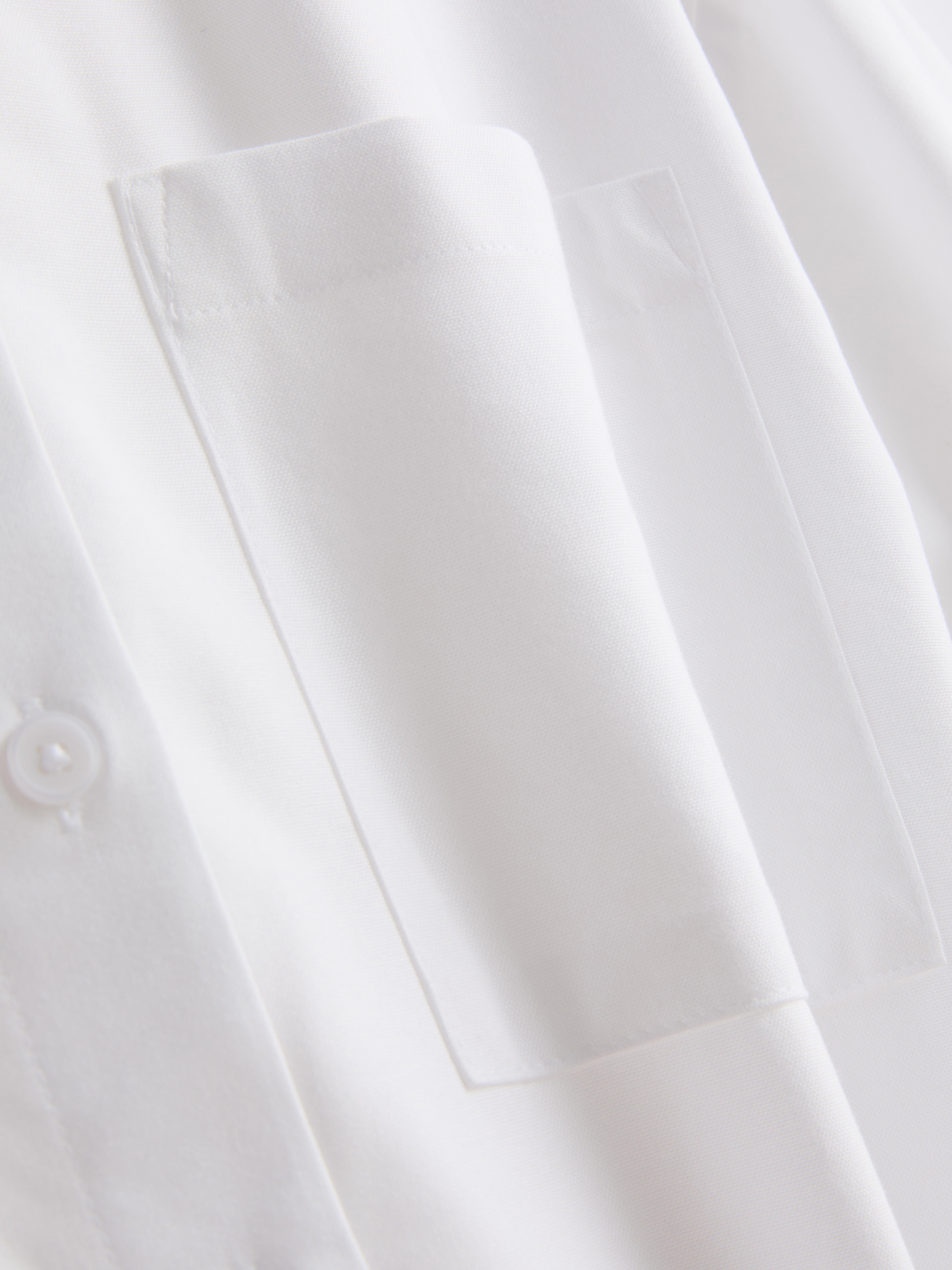 Camisa Oxford corta de corte cuadrado de manga corta