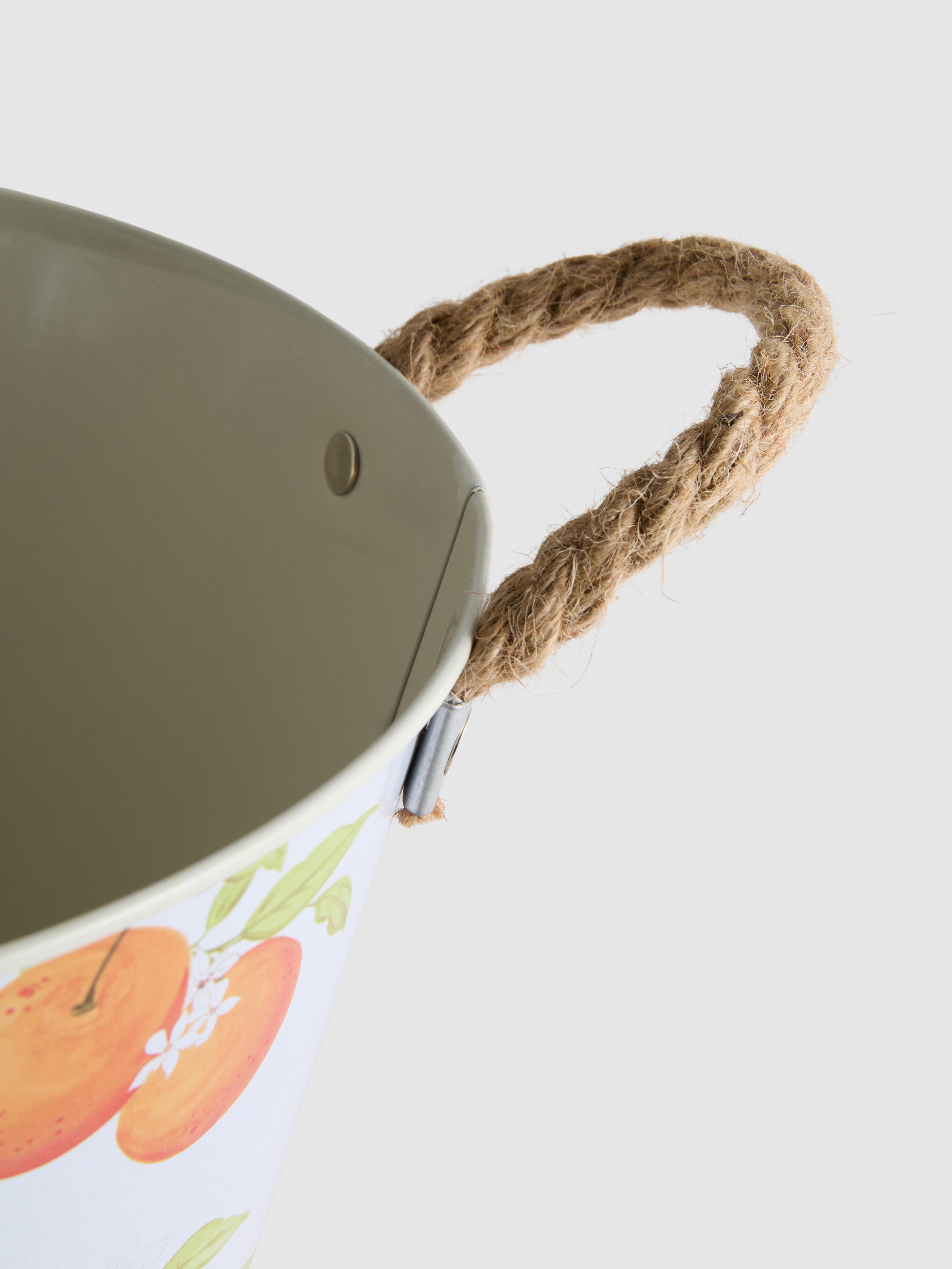 Vaso per piante con manici e frutta mediterranea