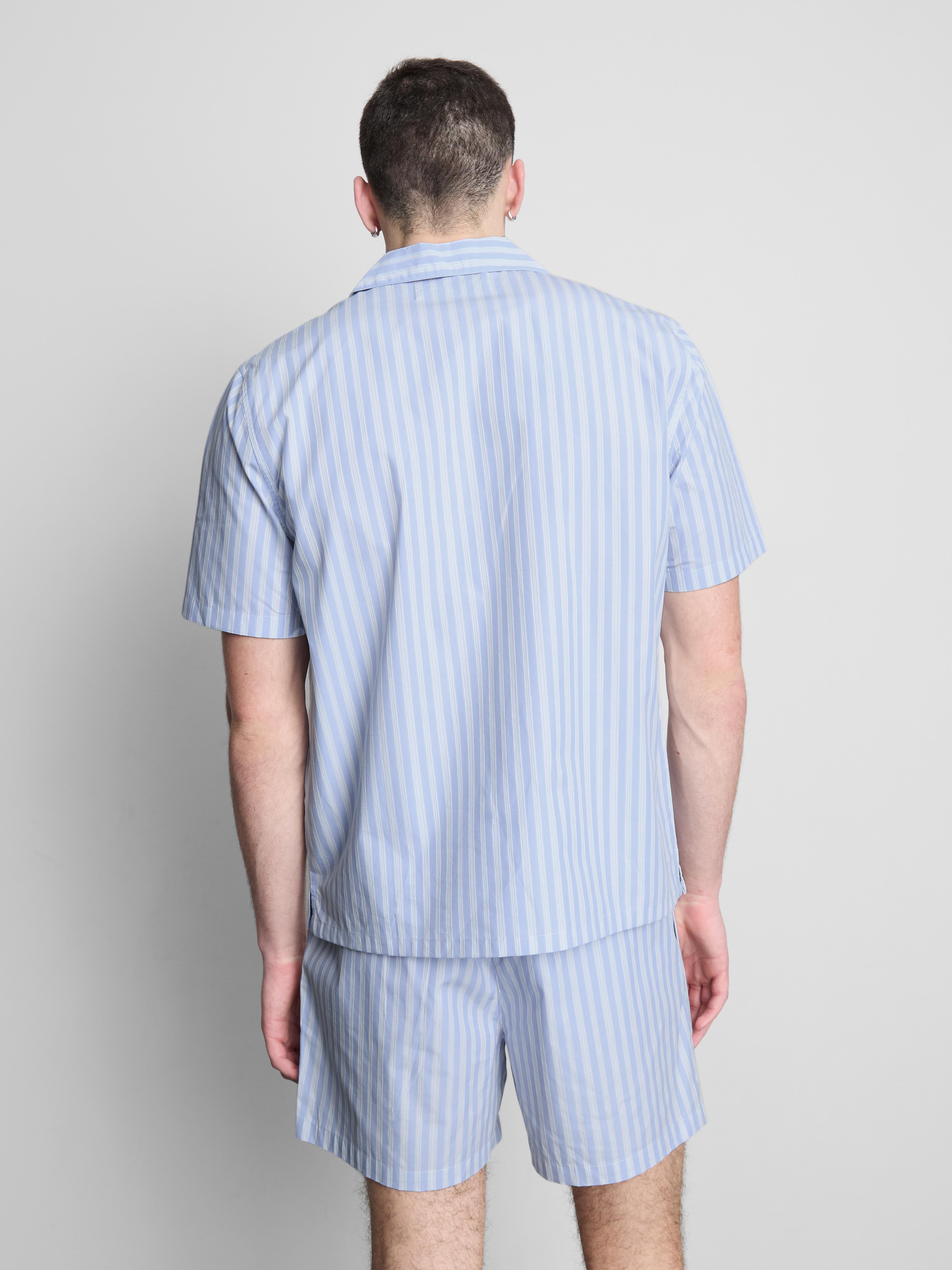 Gestreept pyjama-overhemd met reverskraag