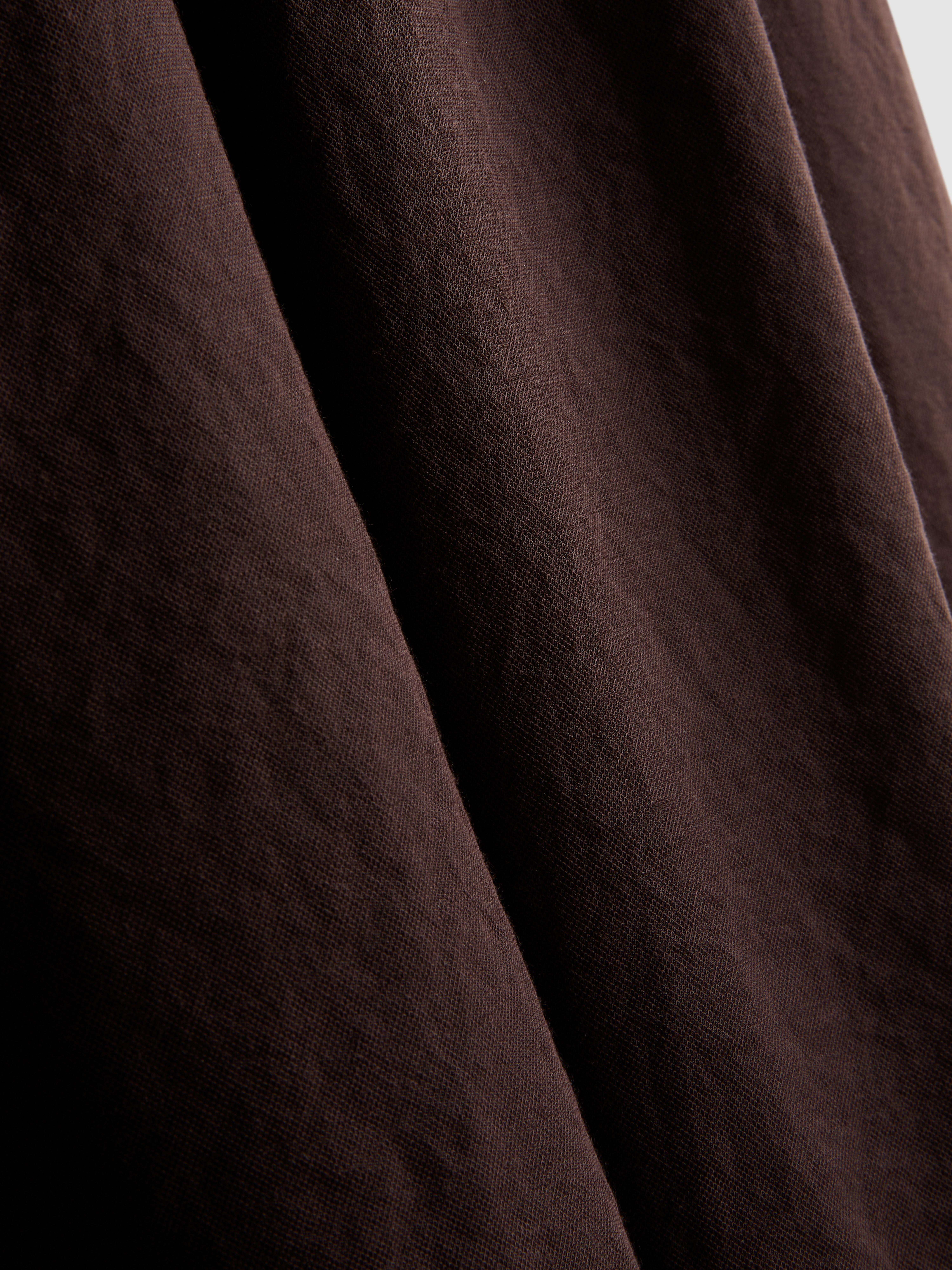 Gerafftes Minikleid mit Puffärmeln