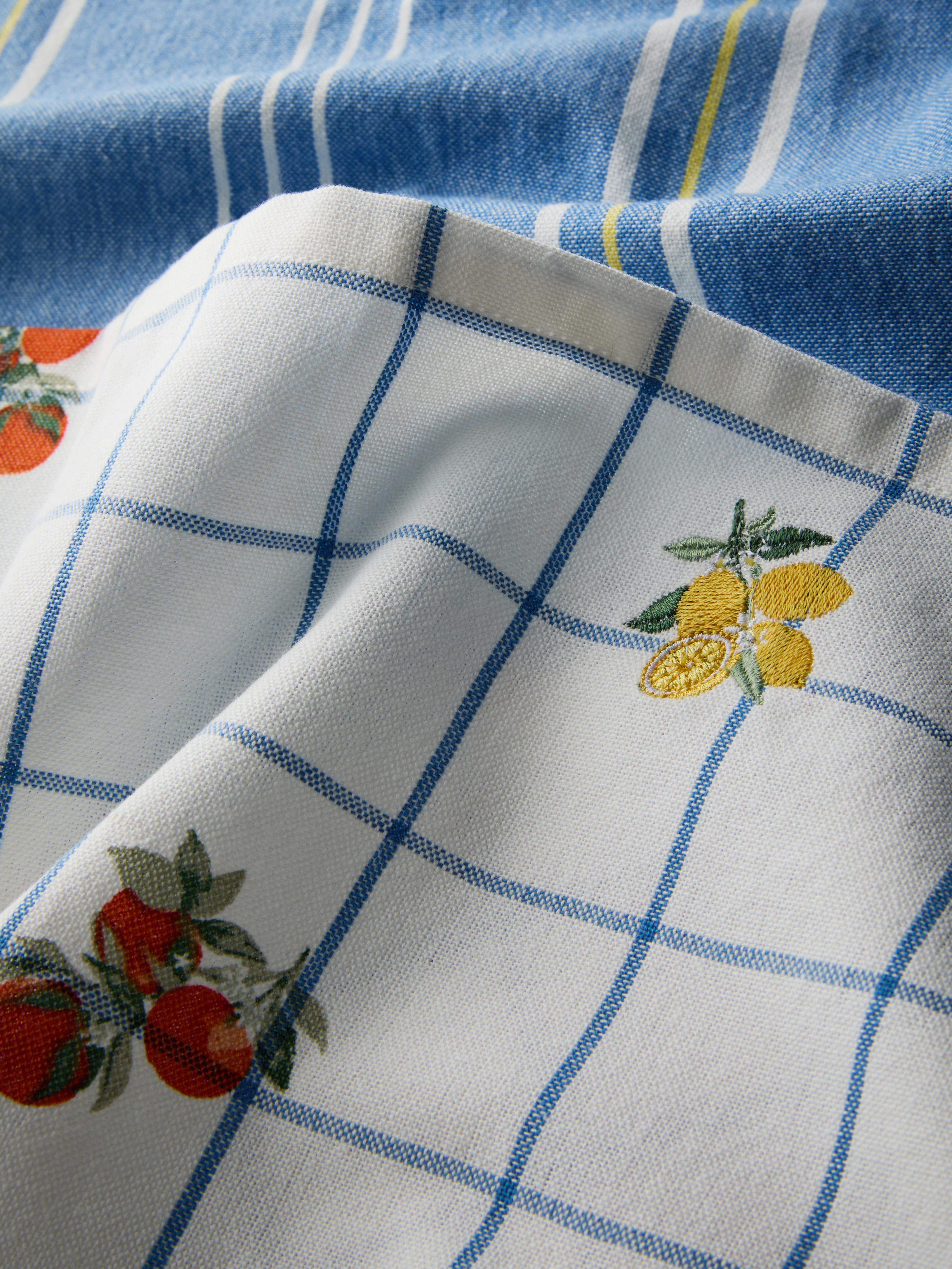 Lot de 2 torchons décoratifs