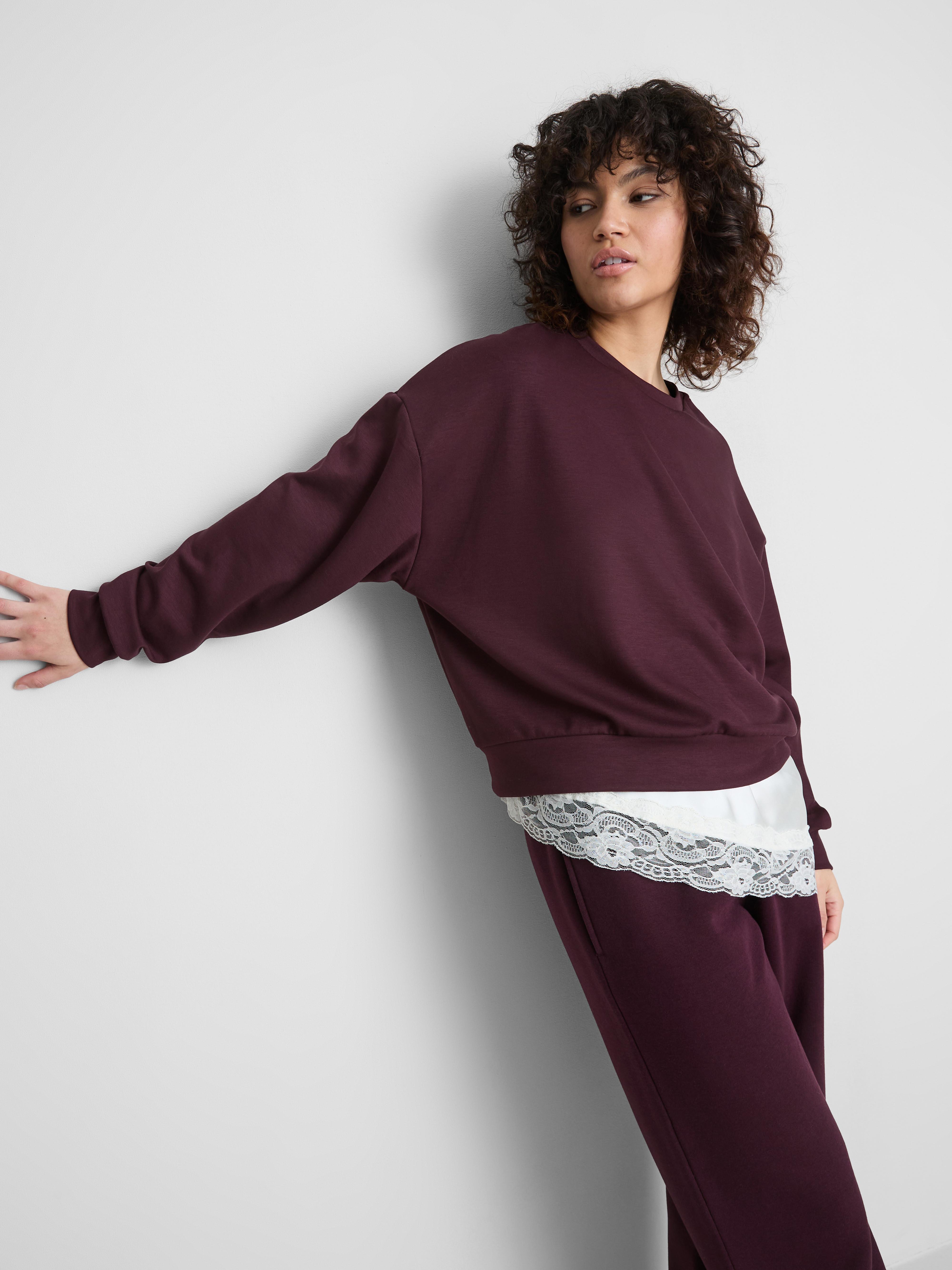 Women's Burgundy Active Round Neck Sweatshirt