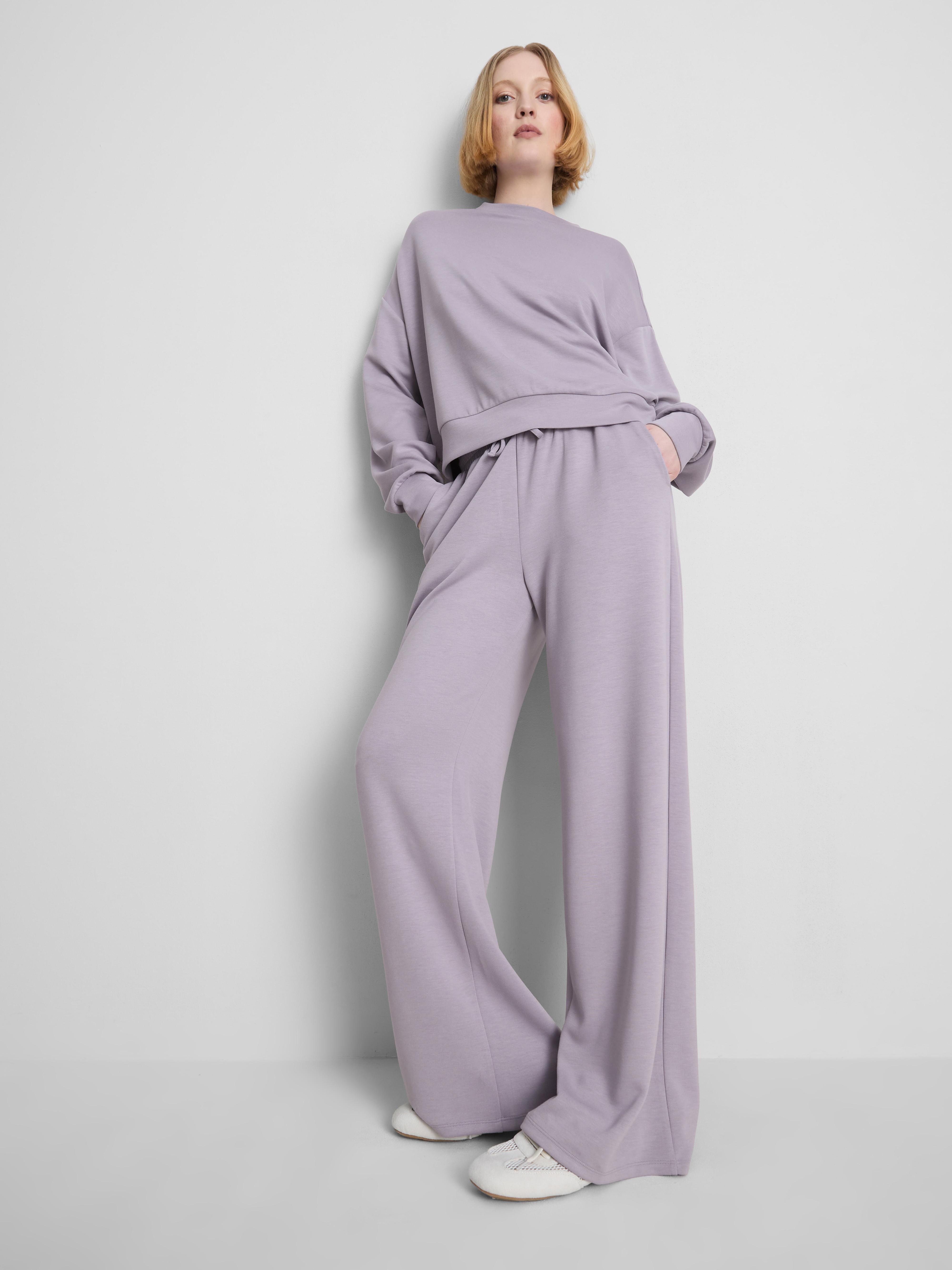 Active Round Neck Sweatshirt
