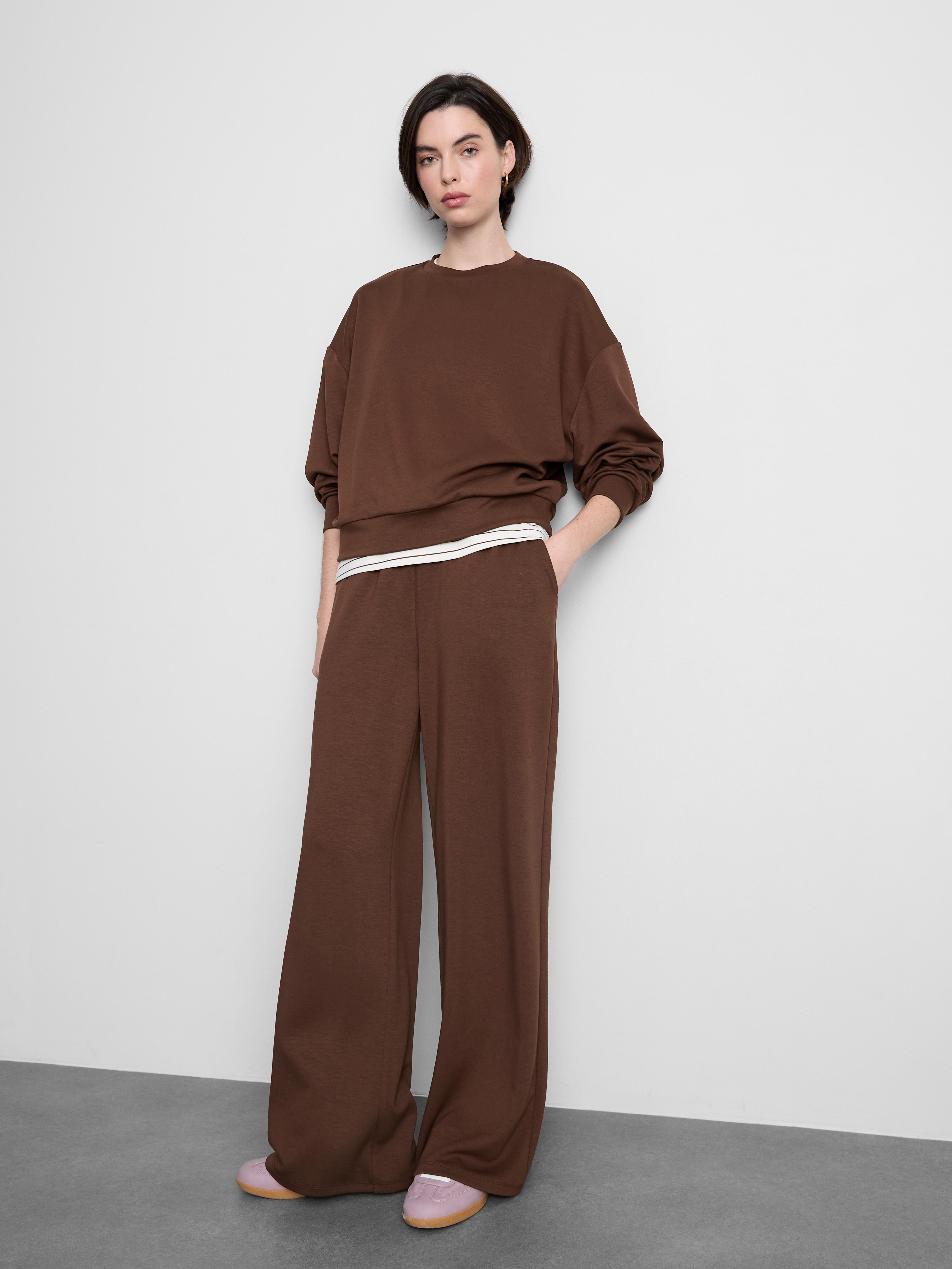 Active Round Neck Sweatshirt