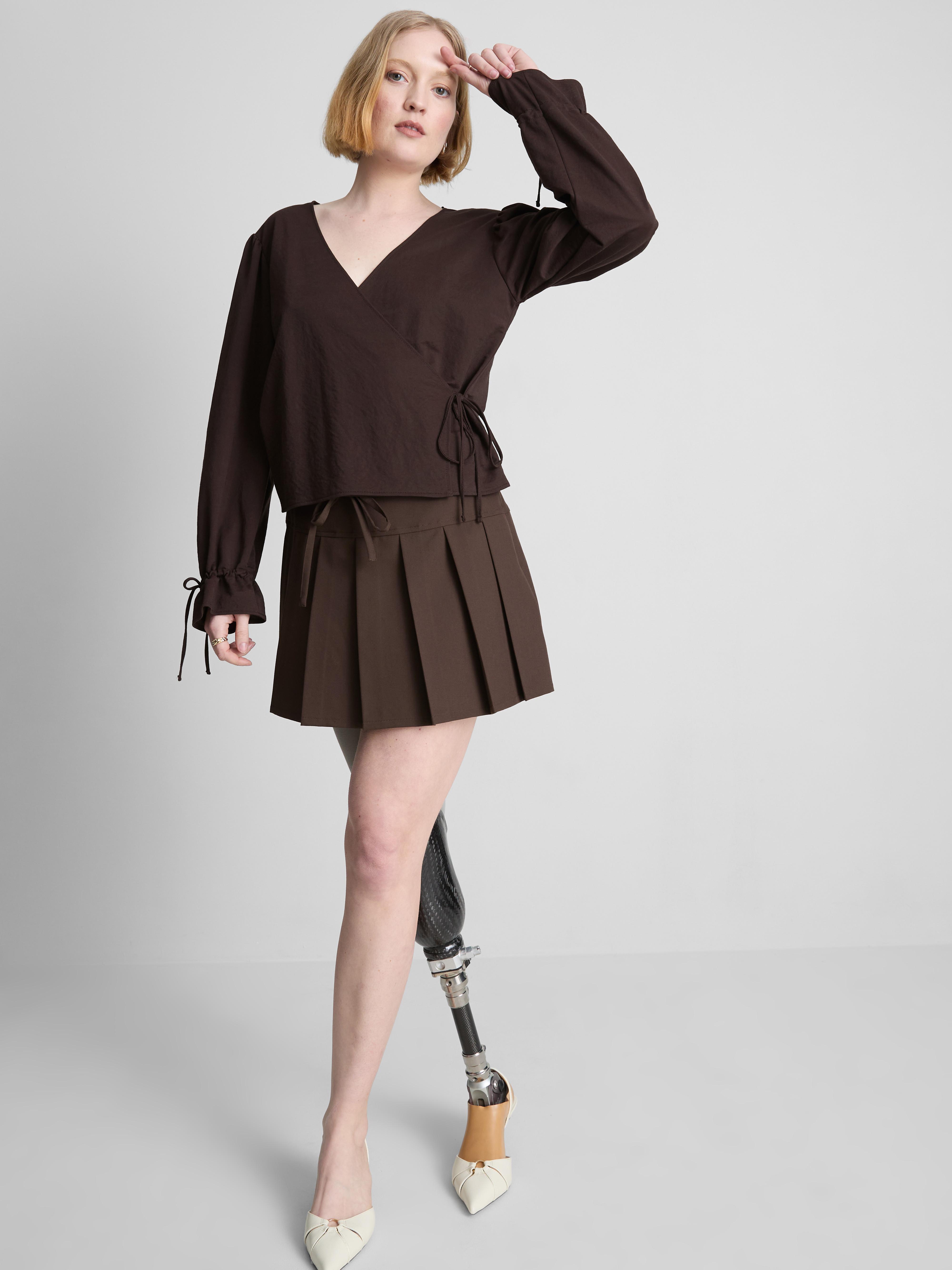 Maglia a portafoglio con laccetti Cioccolato