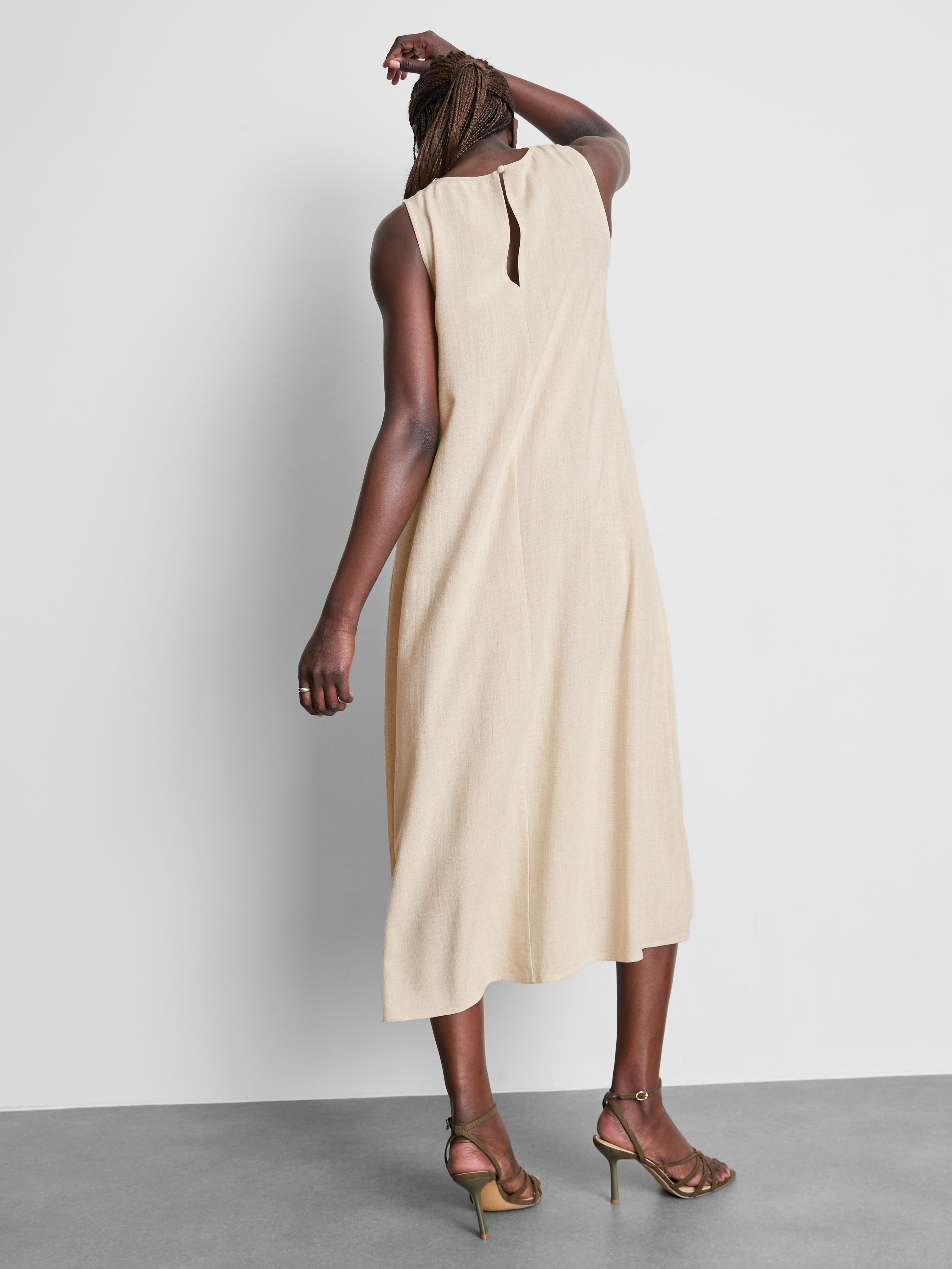 Sleeveless Trapeze Maxi Dress