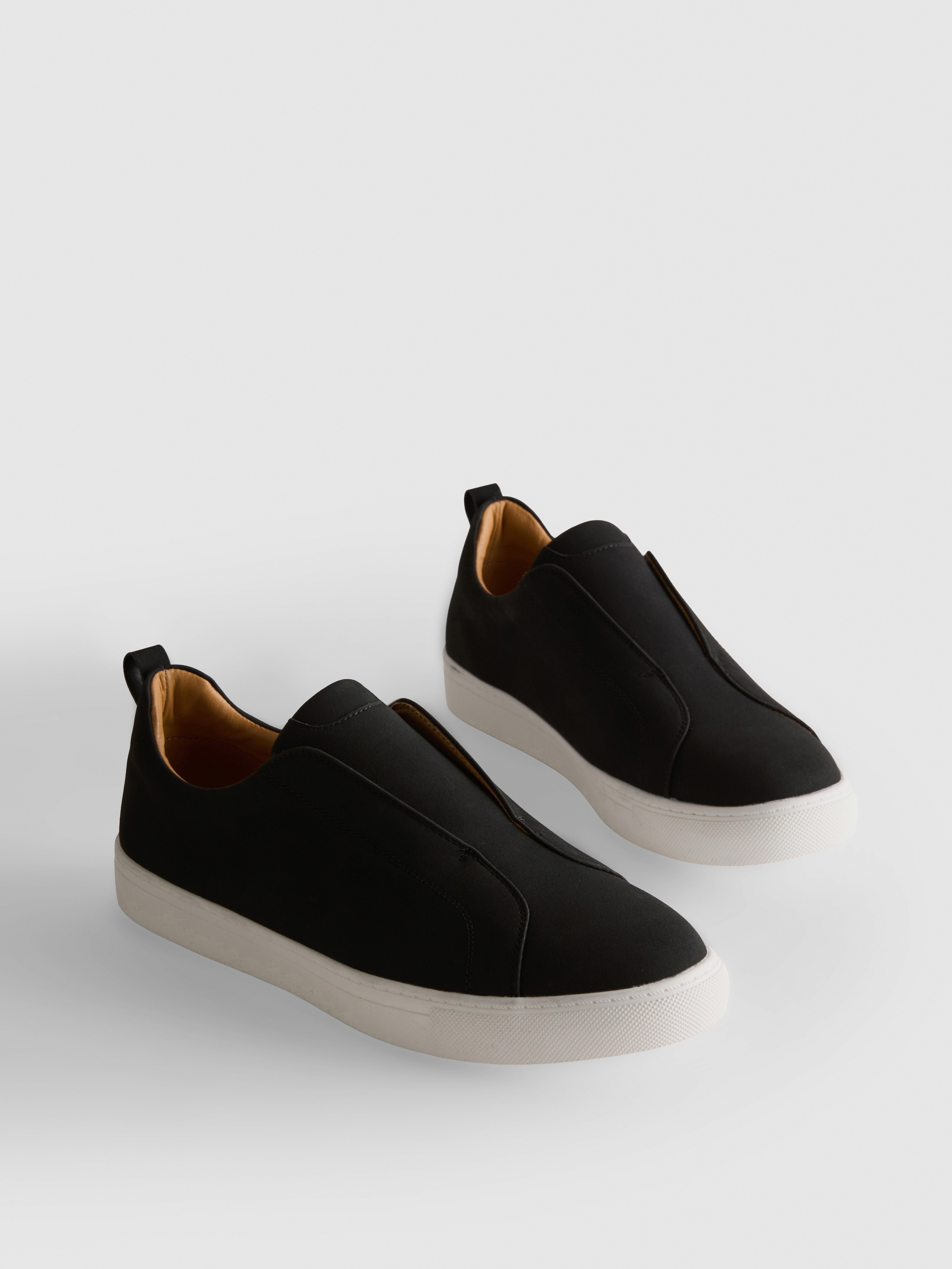 Slip-On Low Top Trainers