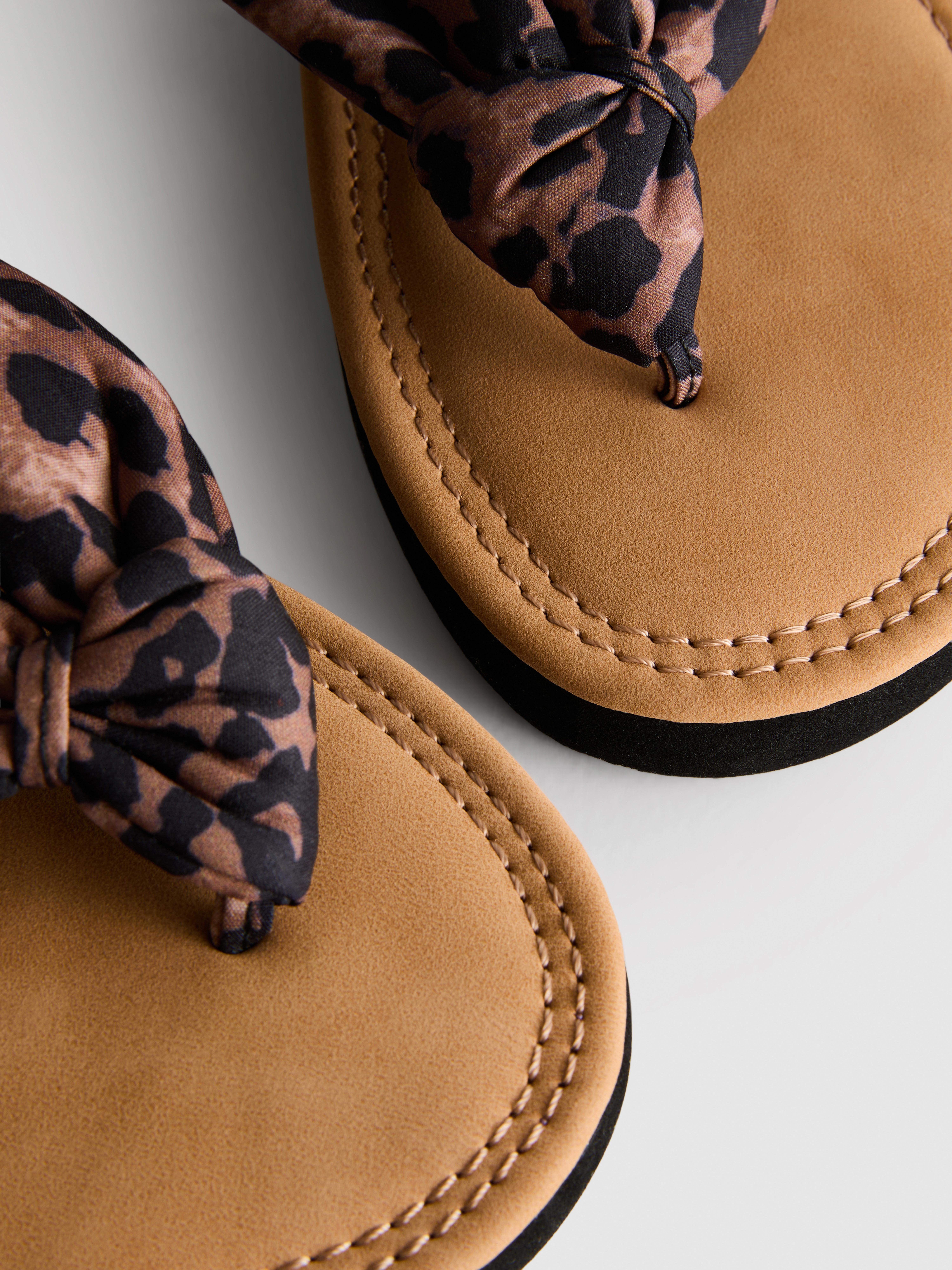 Knot-Detail Thong Sandals