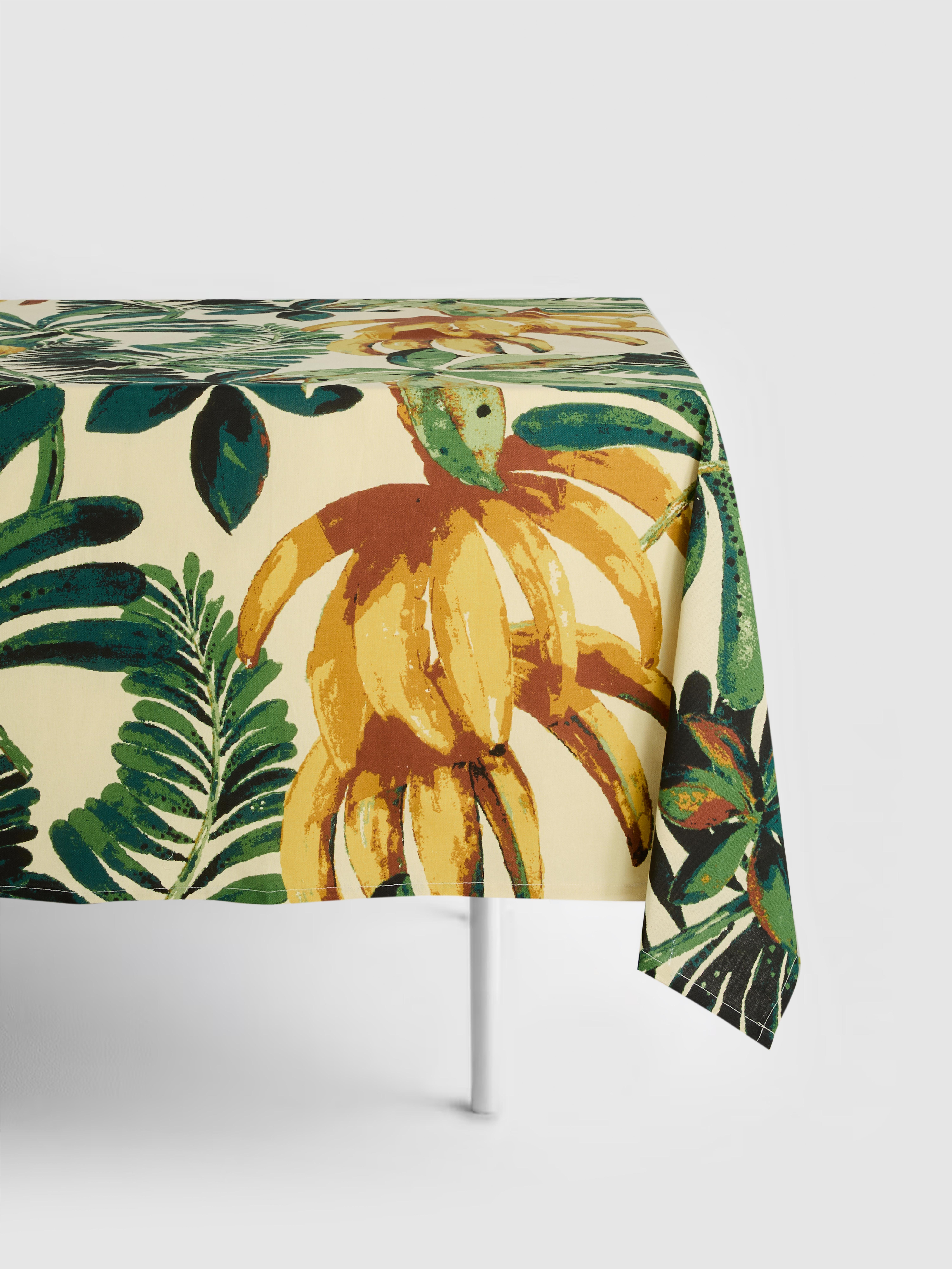 Obrus s tropickým botanickým vzorom