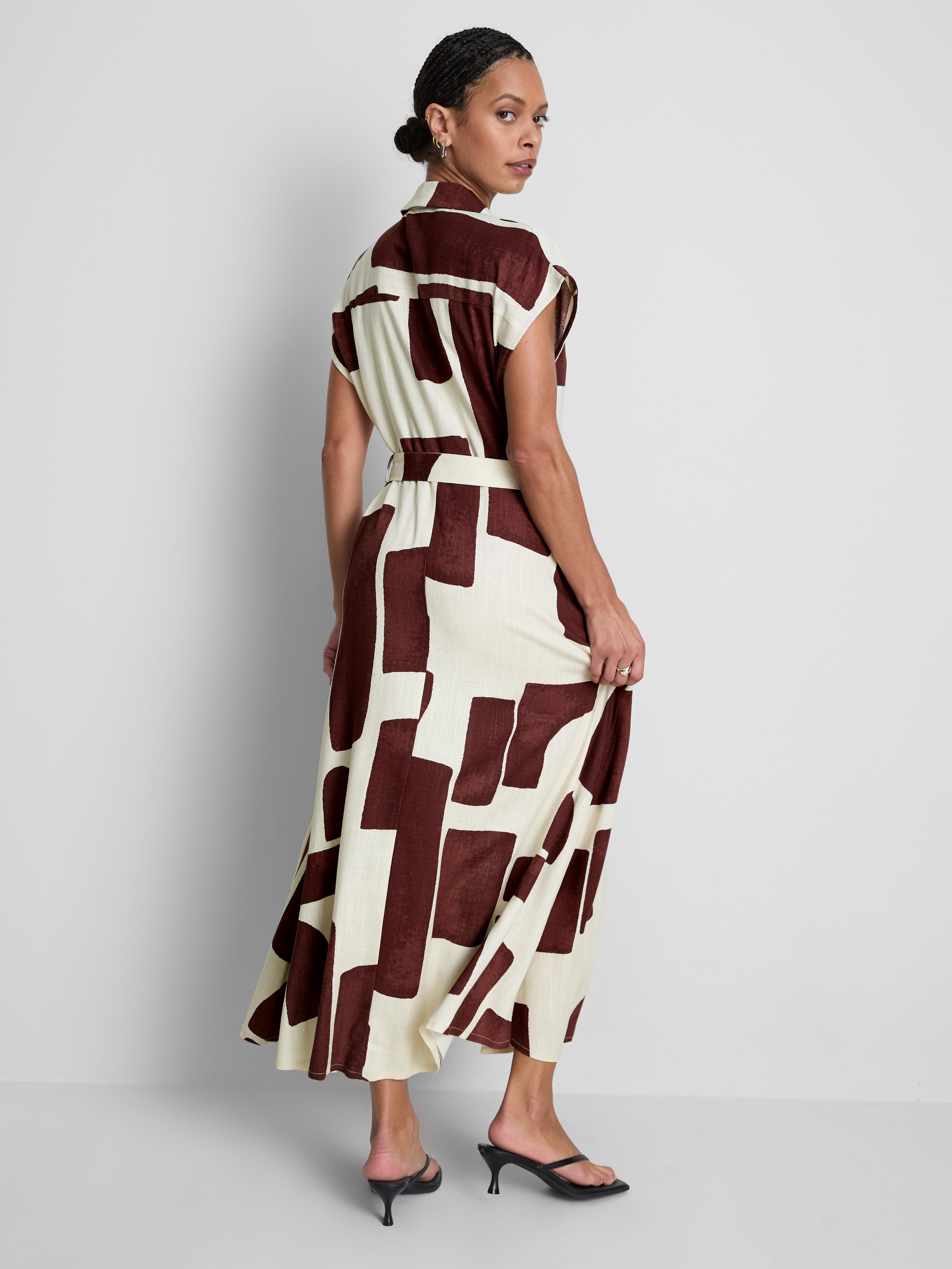 Robe chemise mi-longue à manches courtes