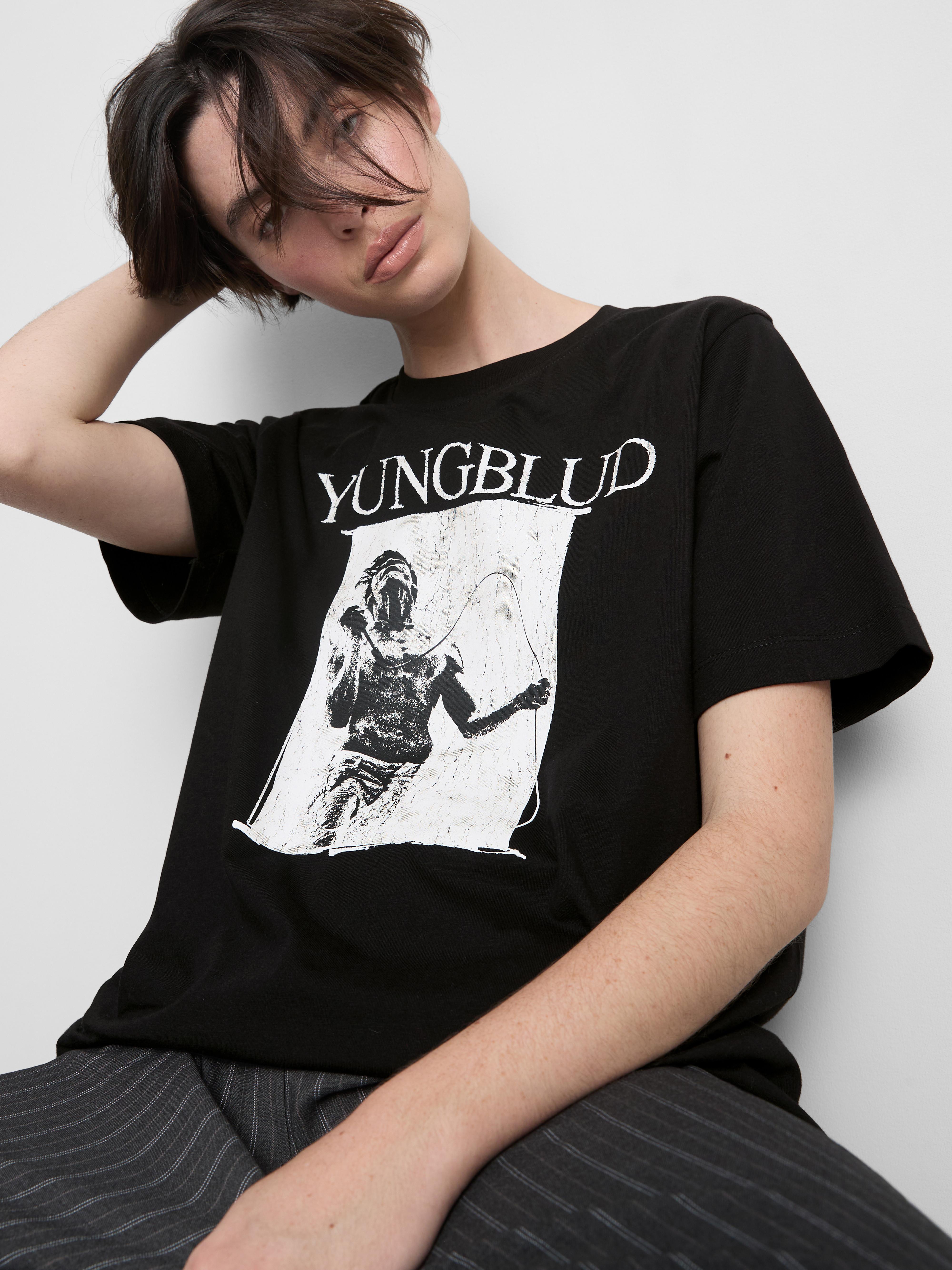 Women's Black YUNGBLUD Short Sleeve Graphic T-Shirt