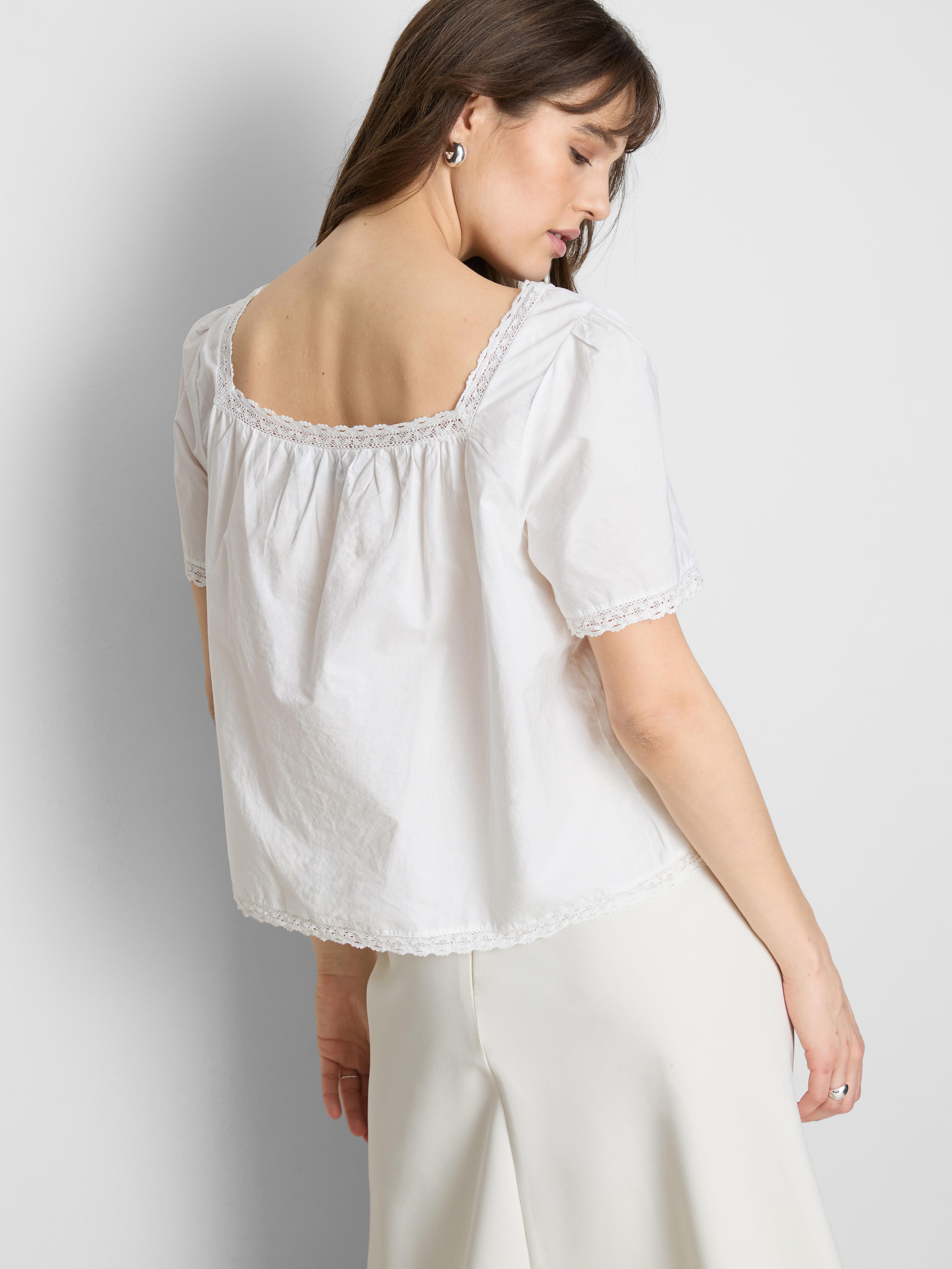 Cotton Lace-Trim Puff-Sleeve Blouse
