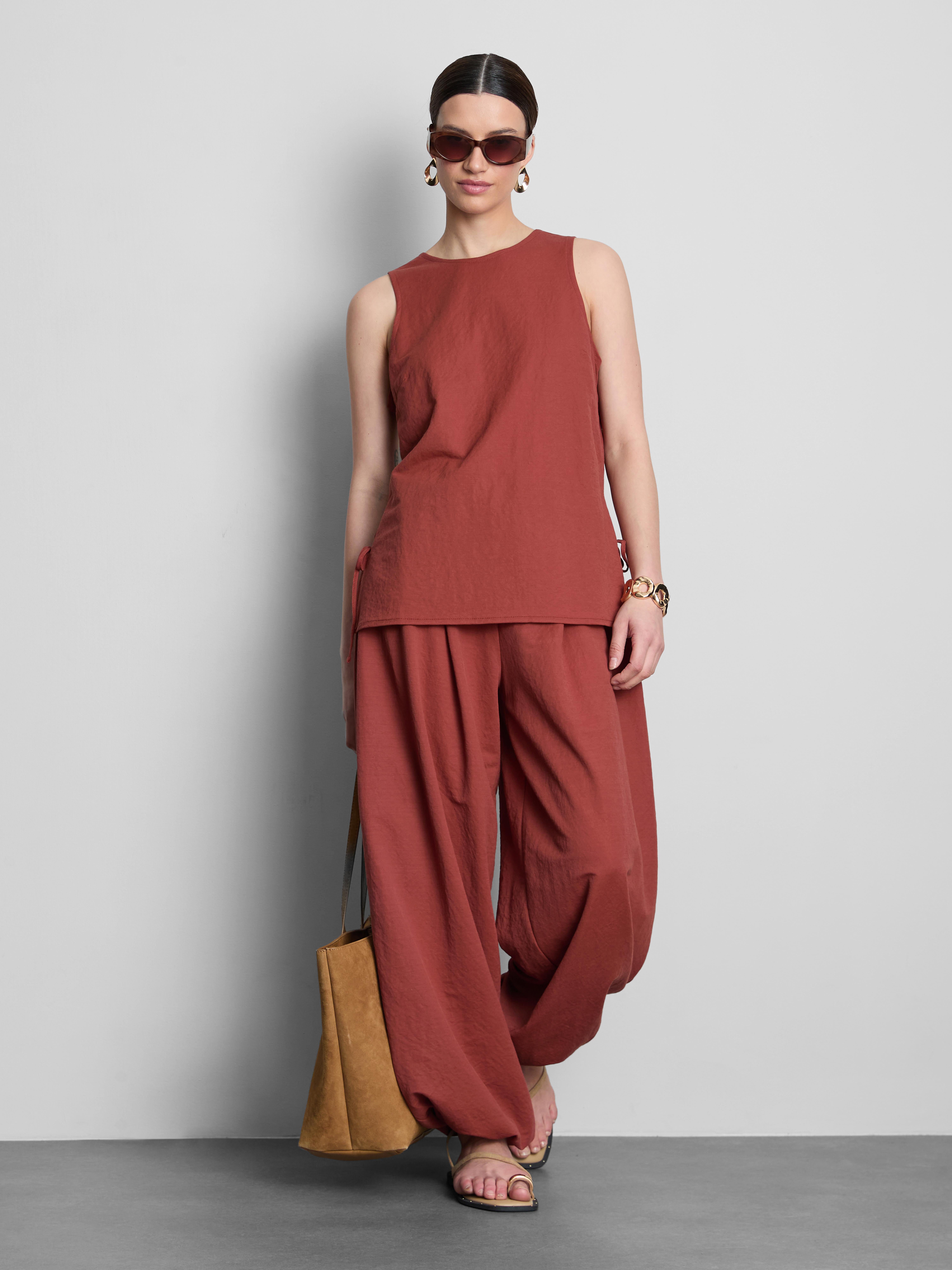 Textured Hareem Trousers