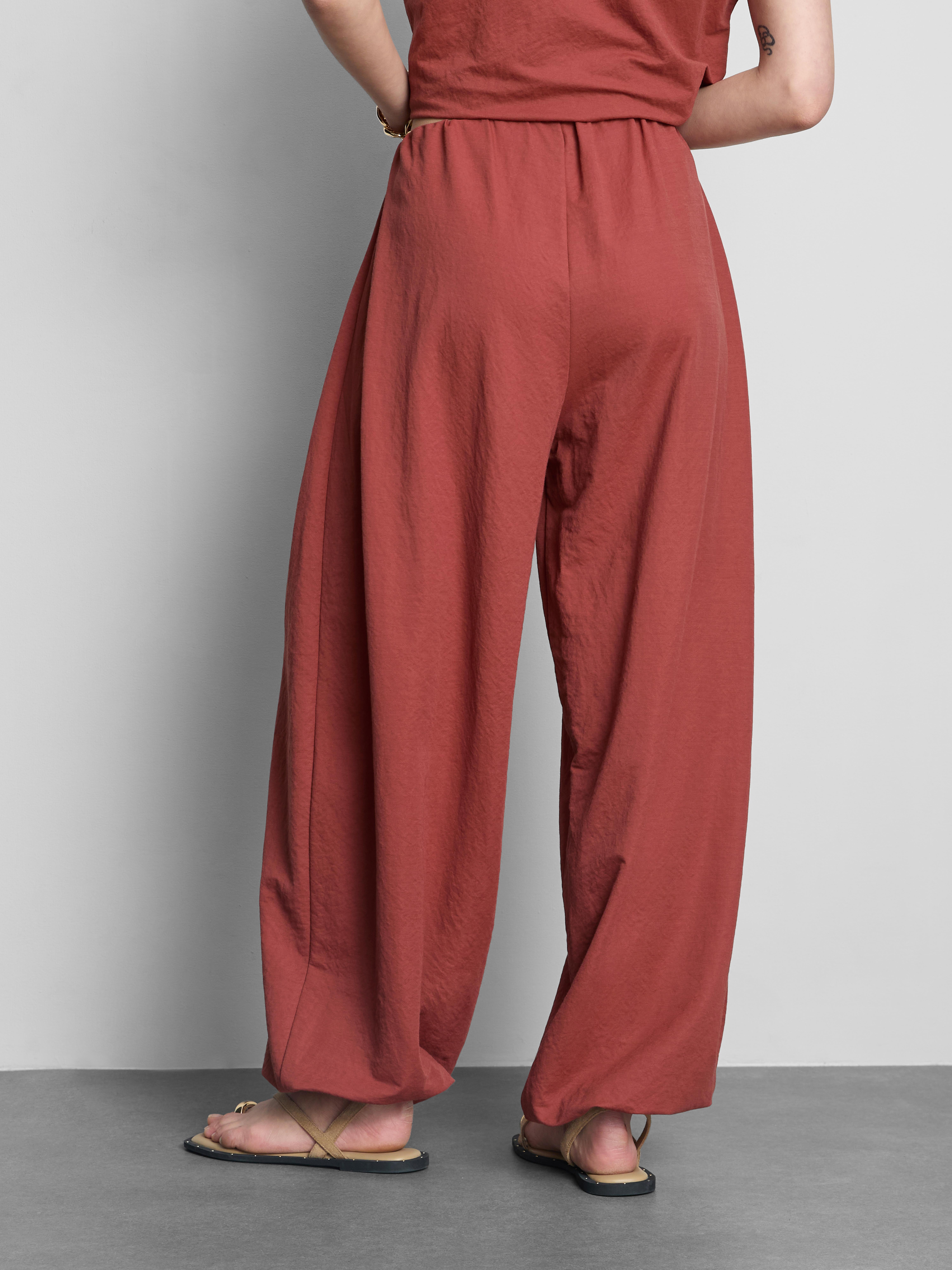 Textured Hareem Trousers
