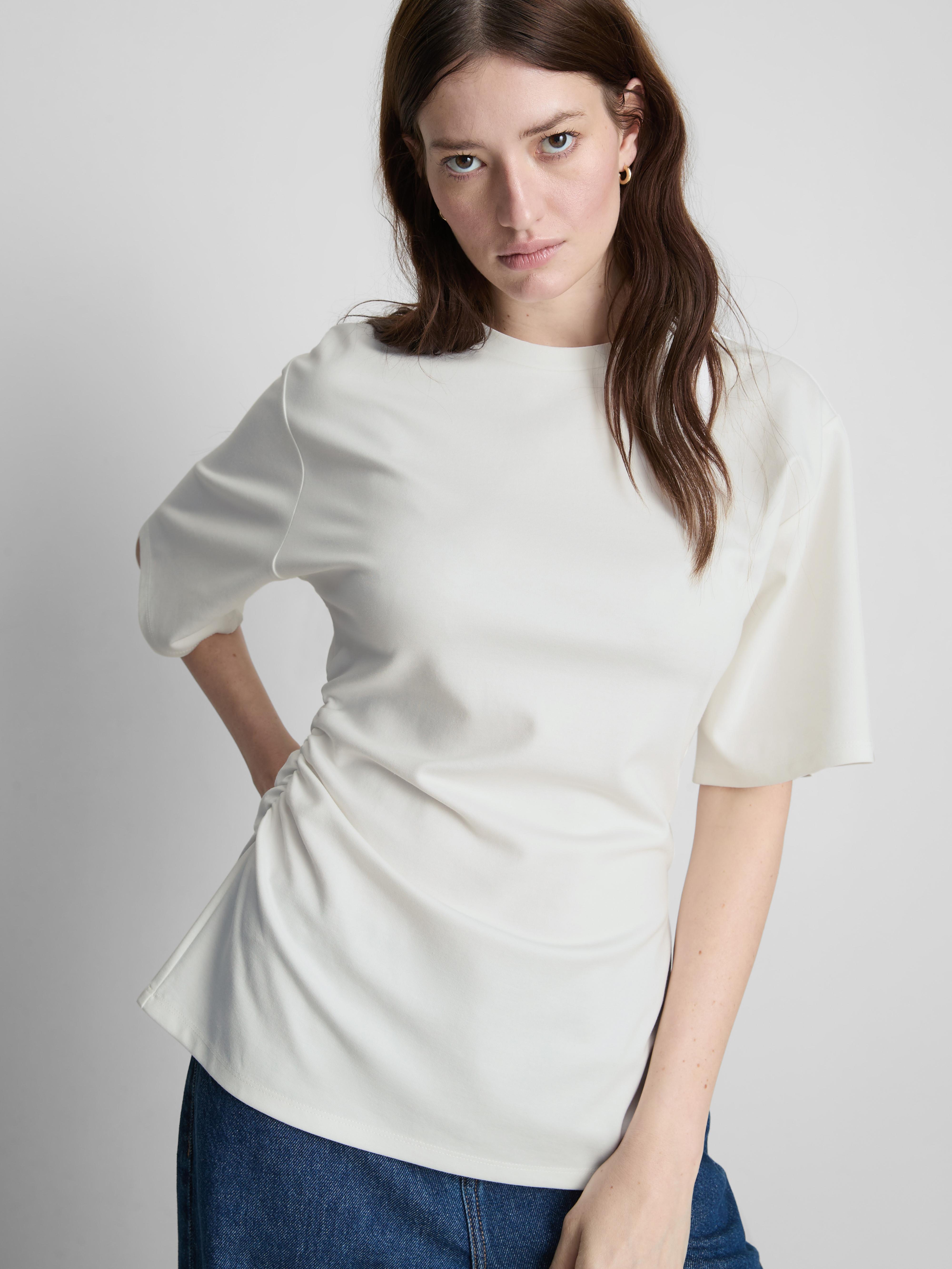 Asymmetrisch T-shirt met rimpeldetails The Edit