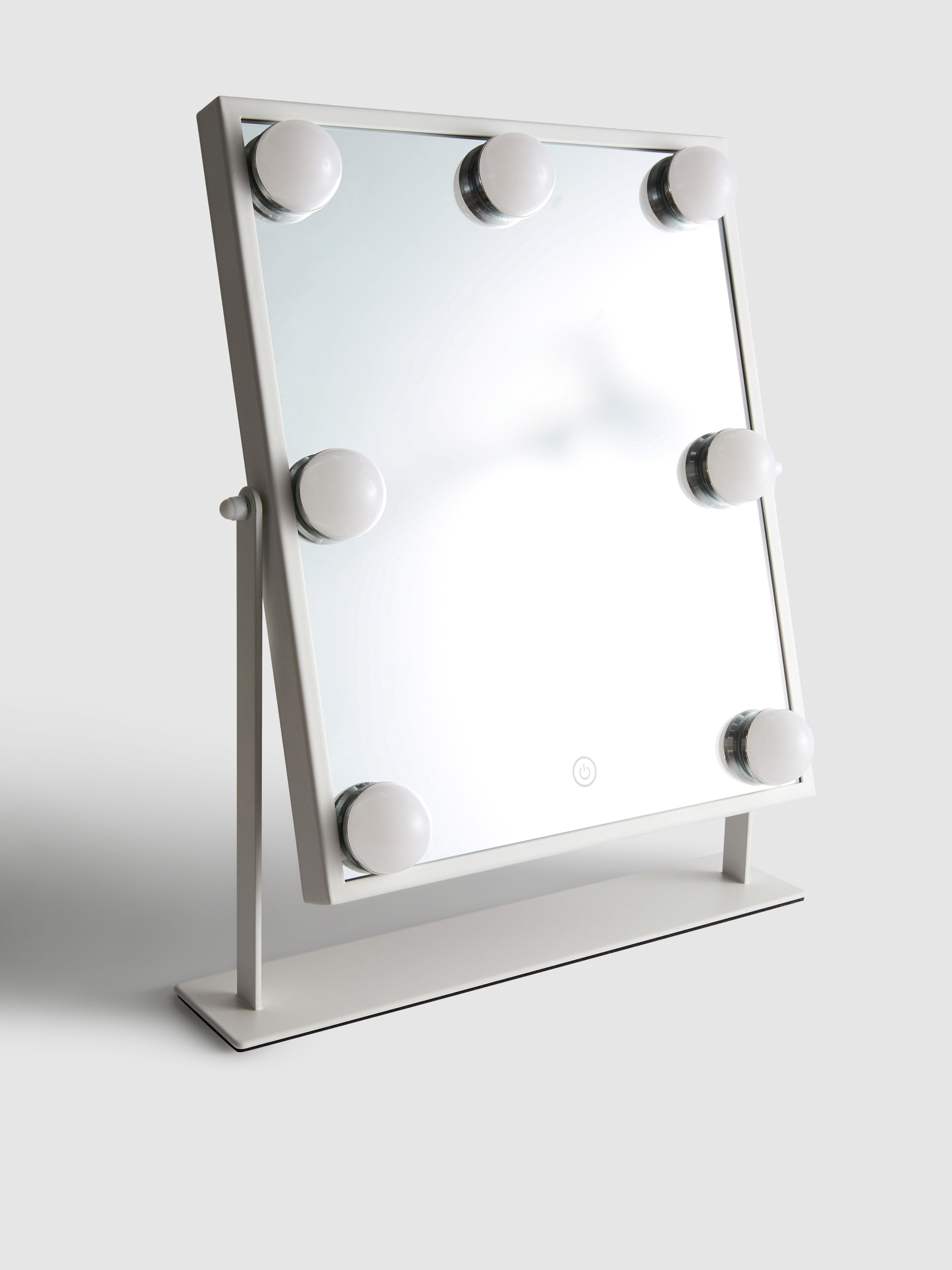 Make-upspiegel met verlichting