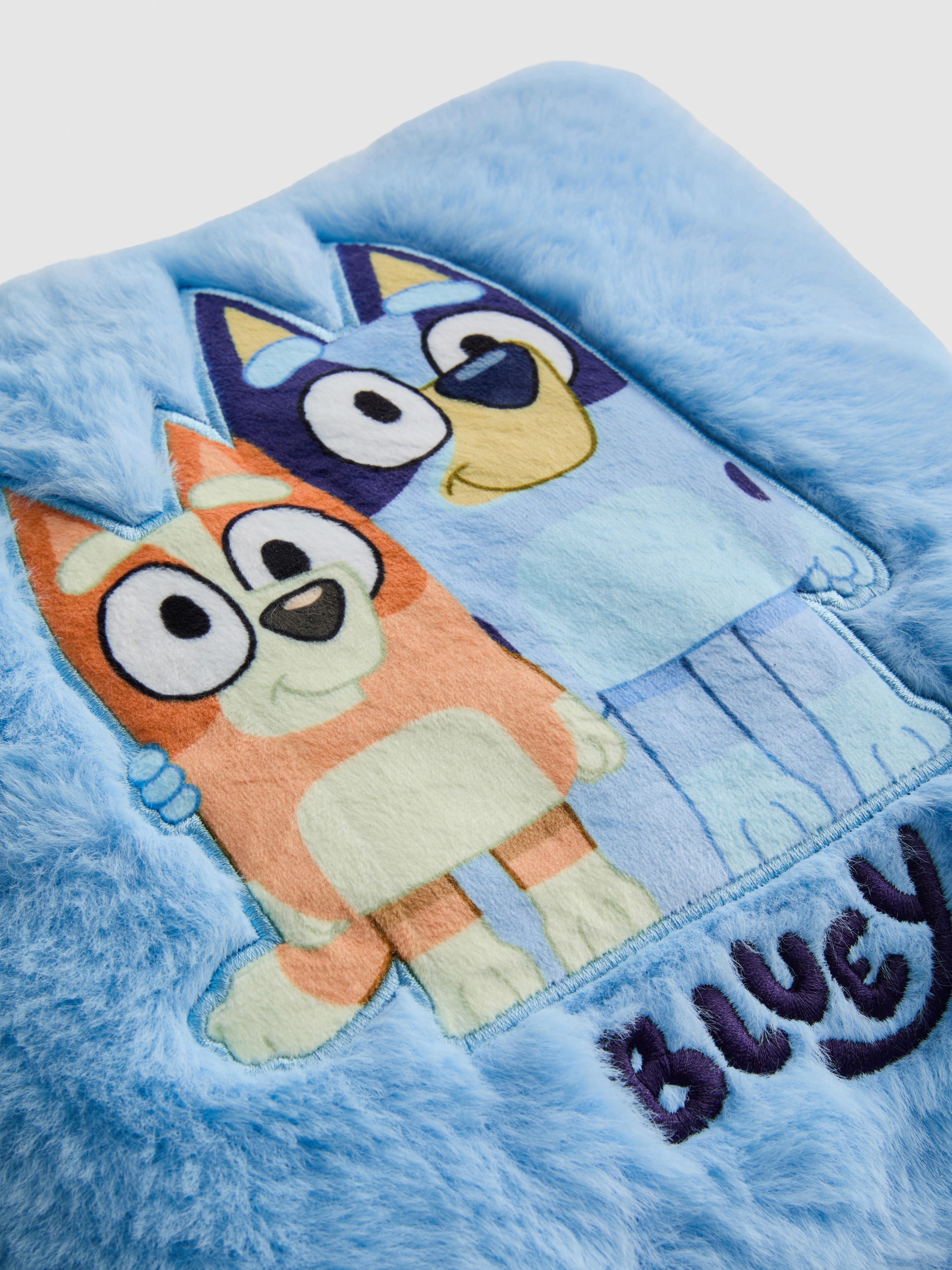 Coussin duveteux Bluey et Bingo