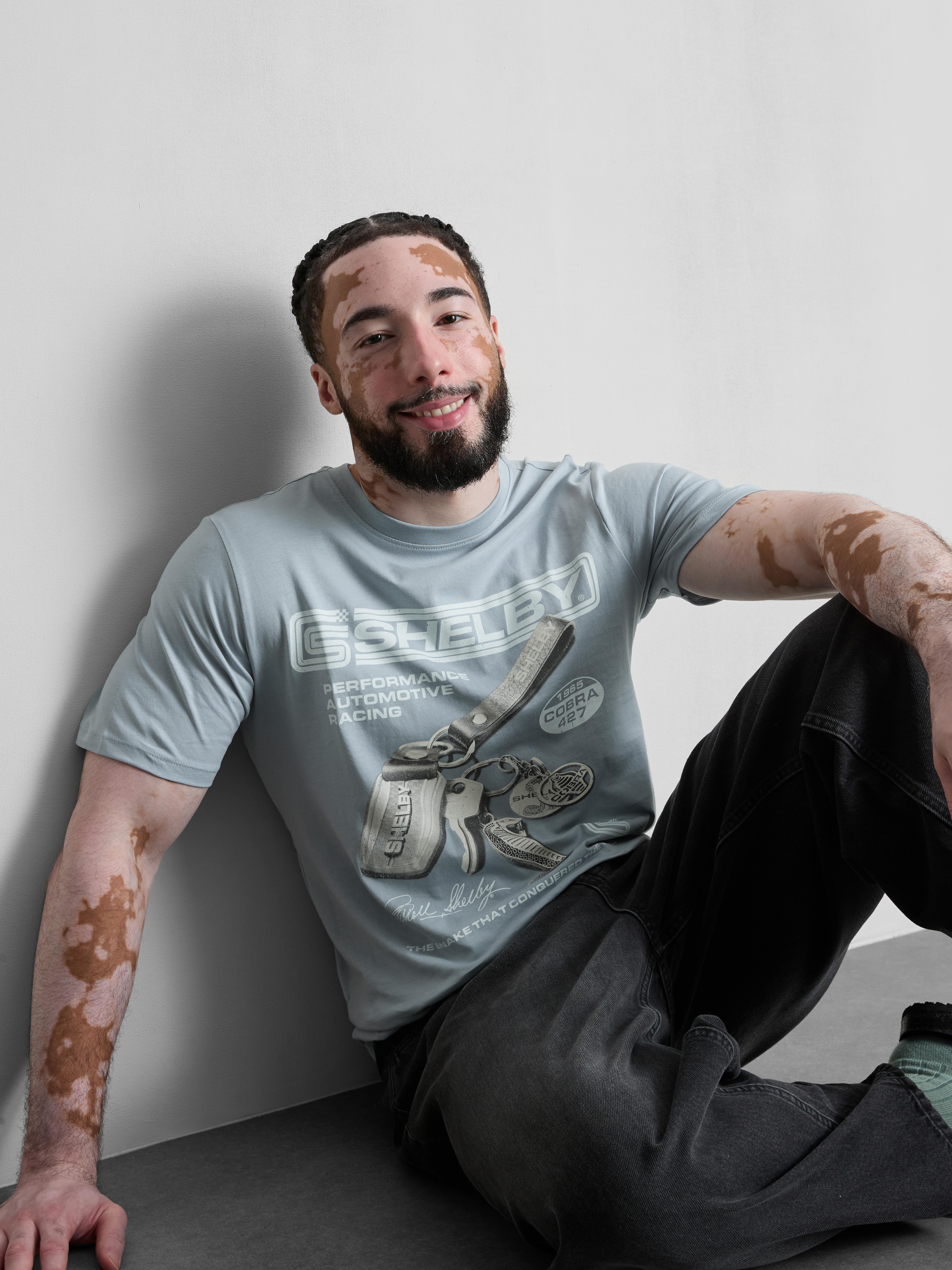 T-shirt z nadrukiem Shelby