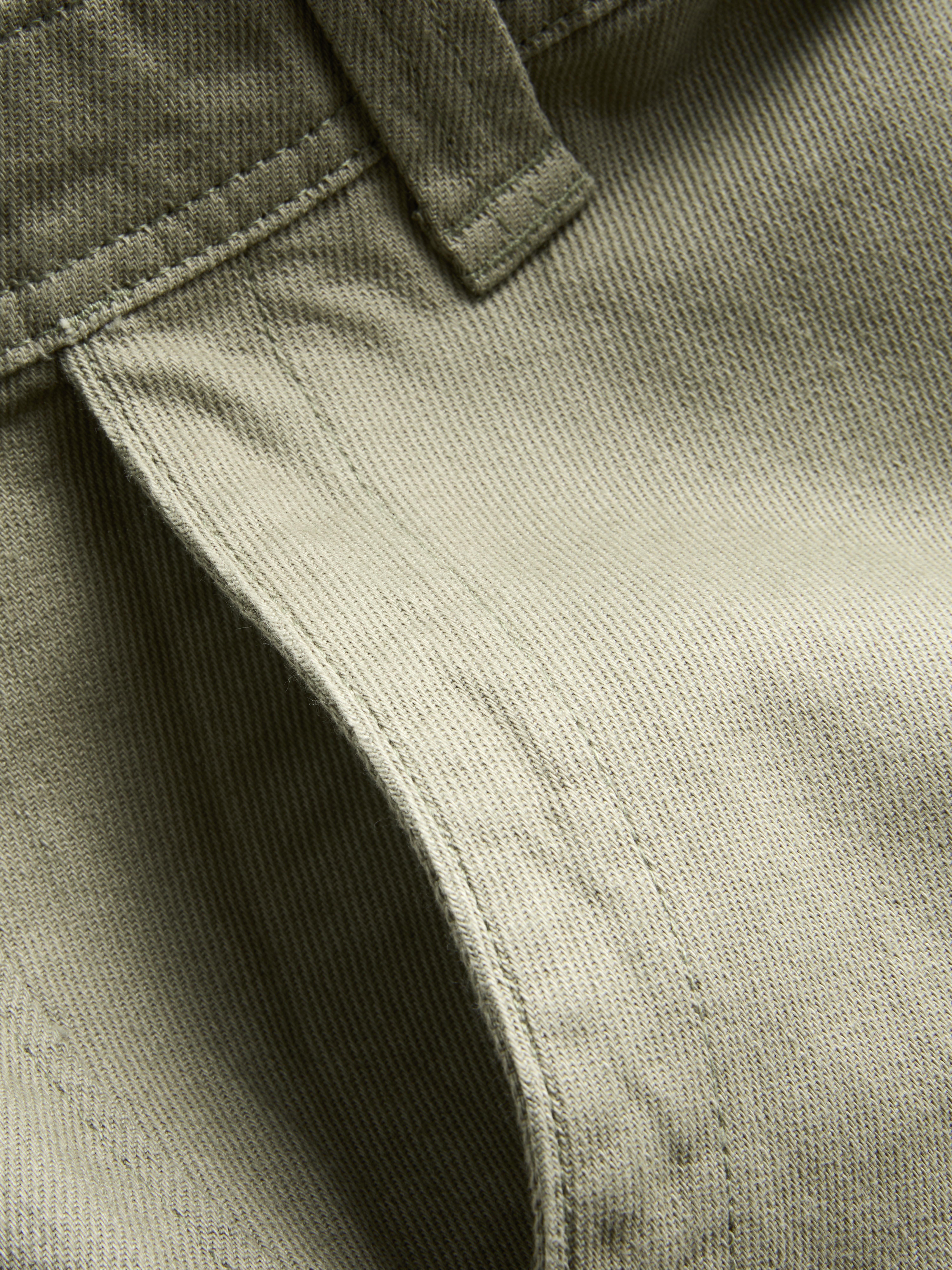 Baggy chino met halfhoge taille