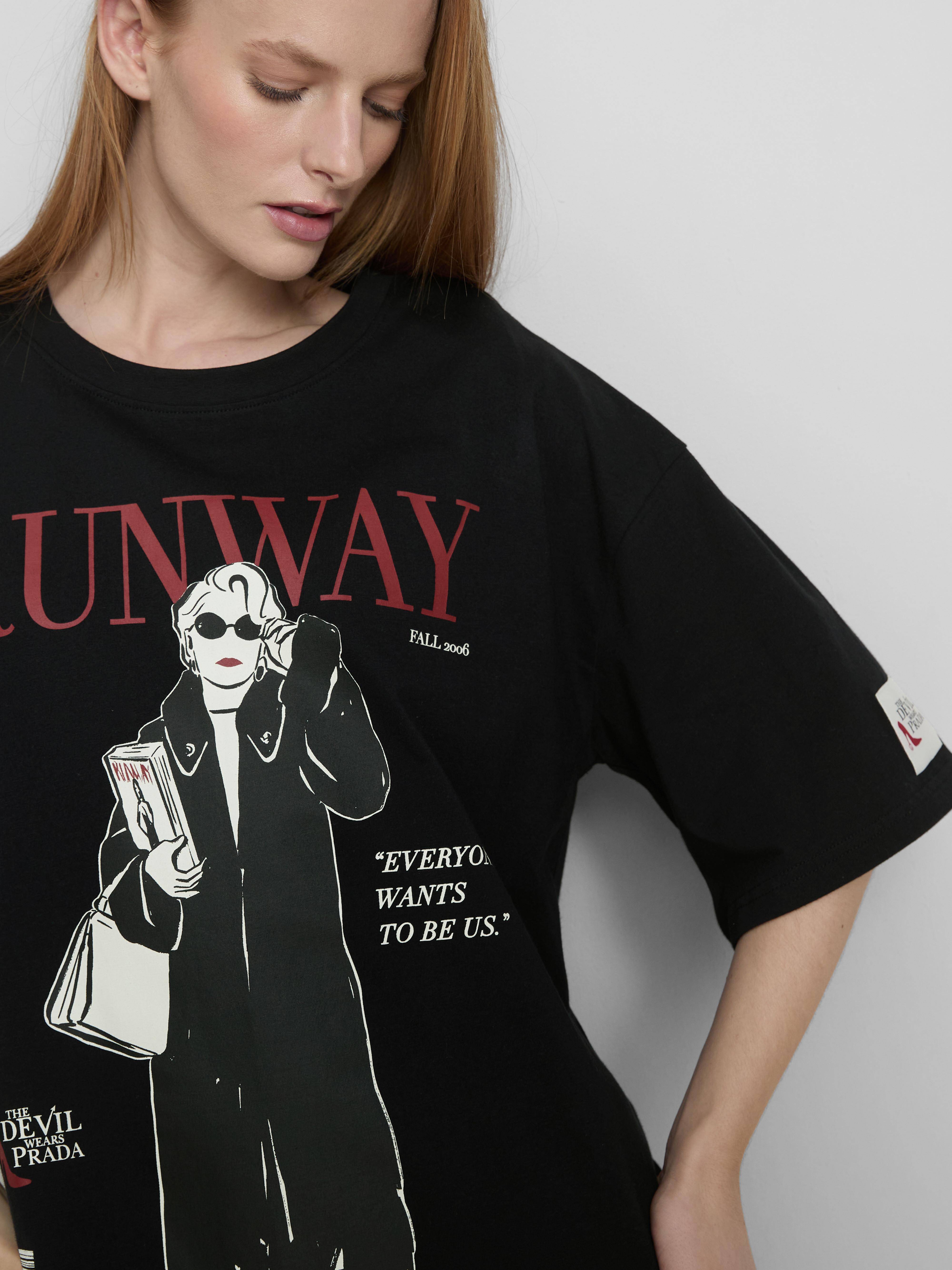 Chemise de nuit oversize en coton à motif Le Diable s'habille en Prada