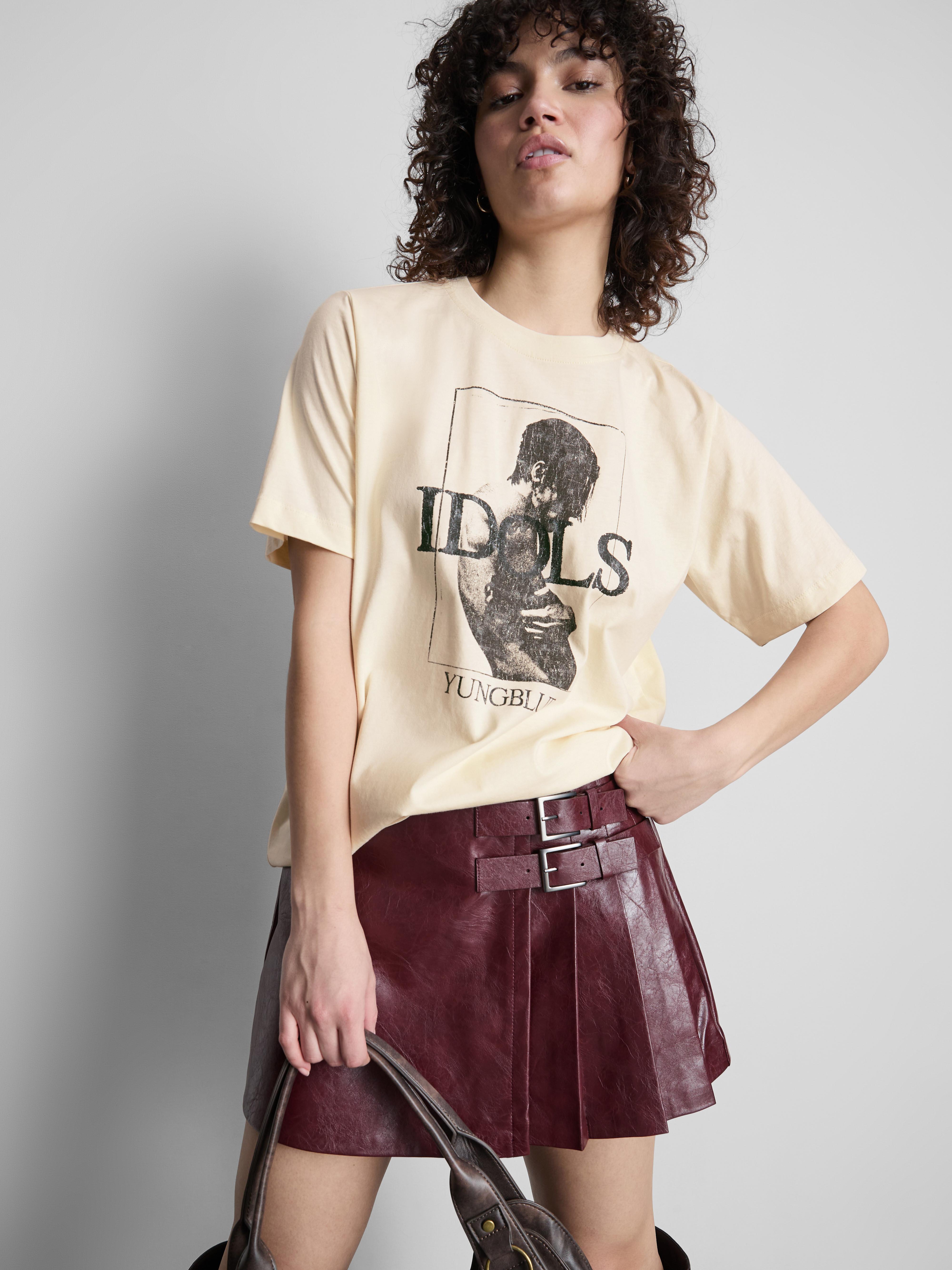 YUNGBLUD Short Sleeve T-Shirt