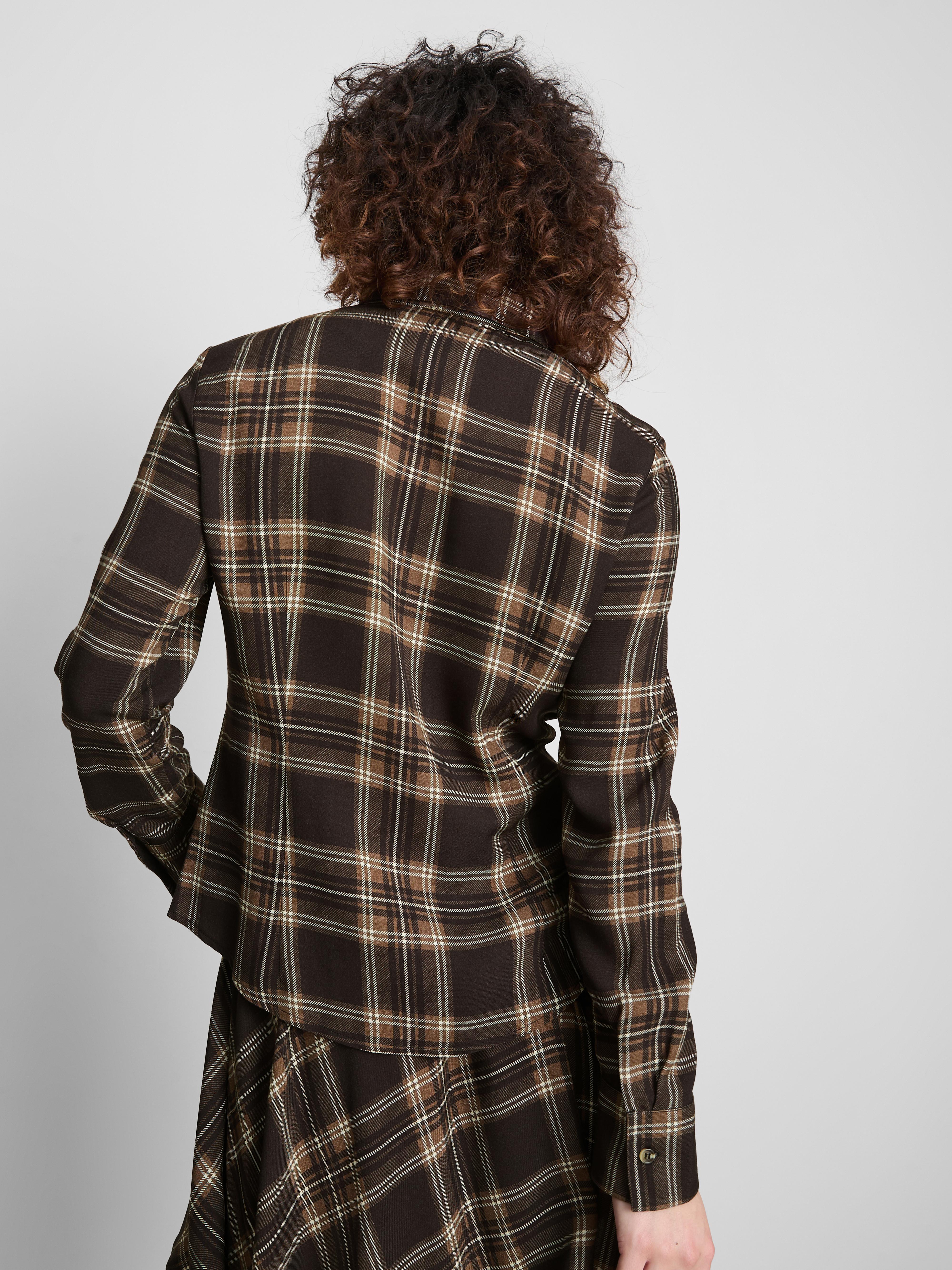 Lässiges, kariertes Hemd