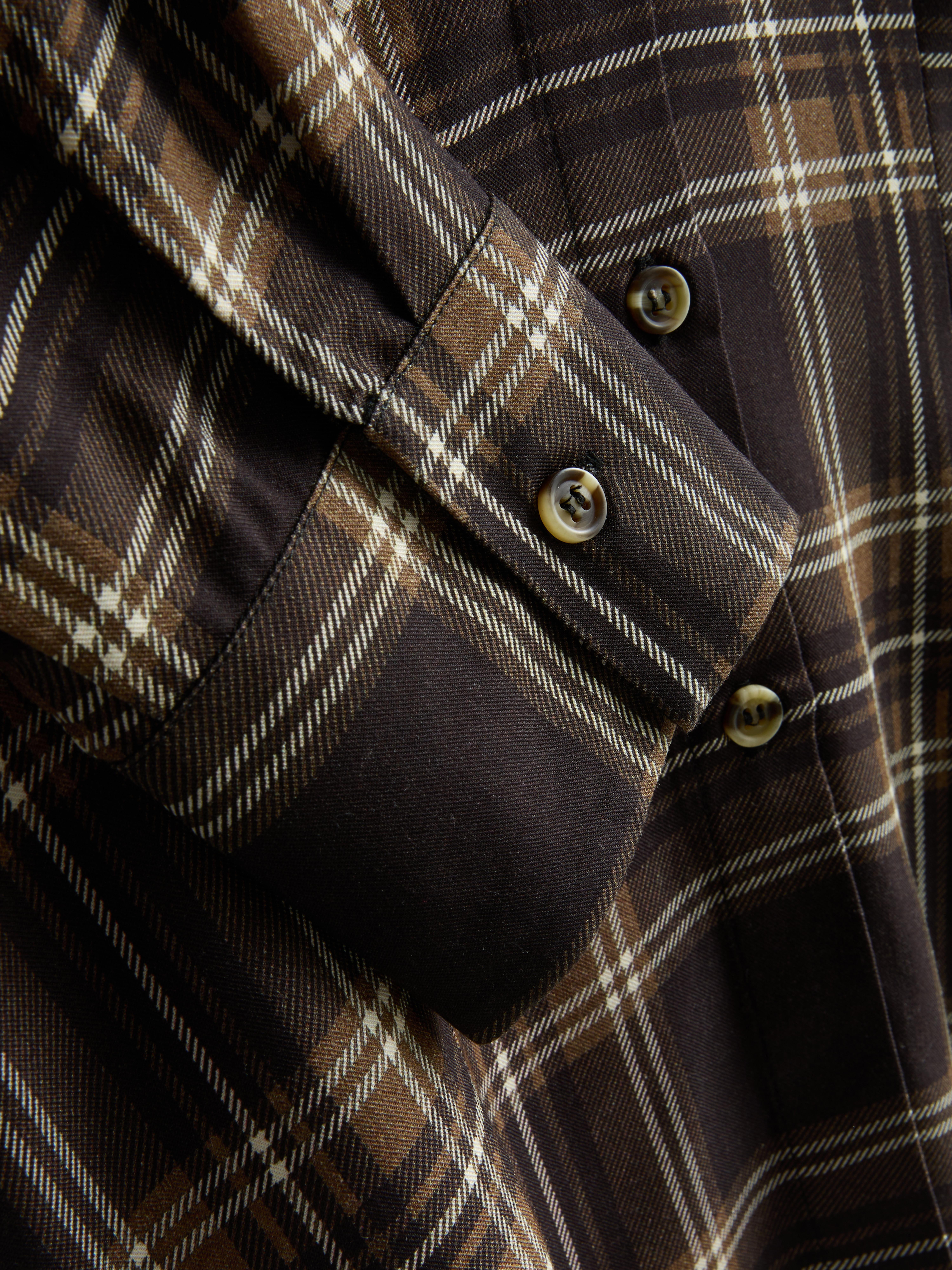 Lässiges, kariertes Hemd