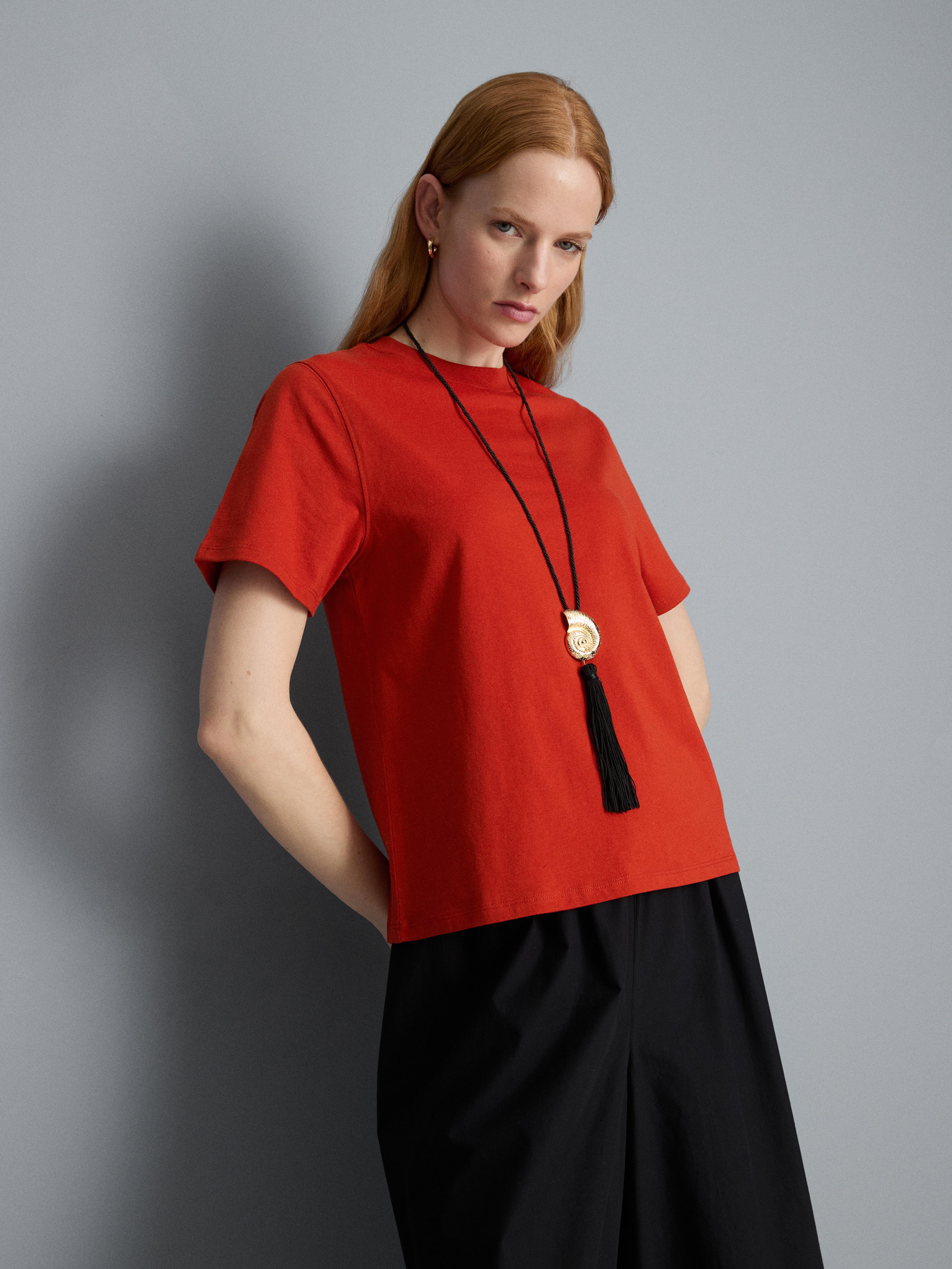 Pull Fille Primark – Encolure Ras-du-Cou – Rouge – 100% Coton – Taille 8-9 Ans