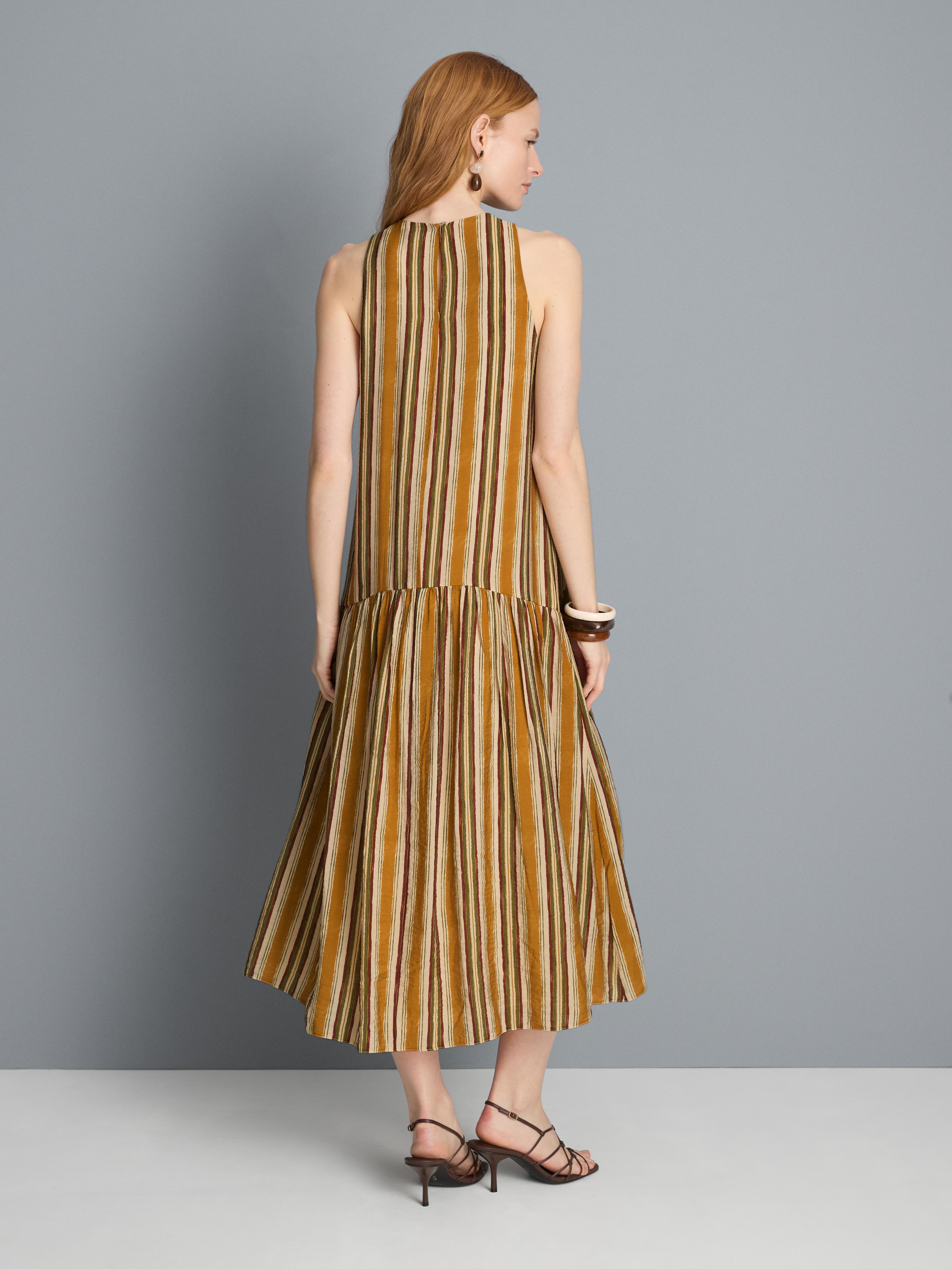 Mouwloze midi-jurk met halternek en print