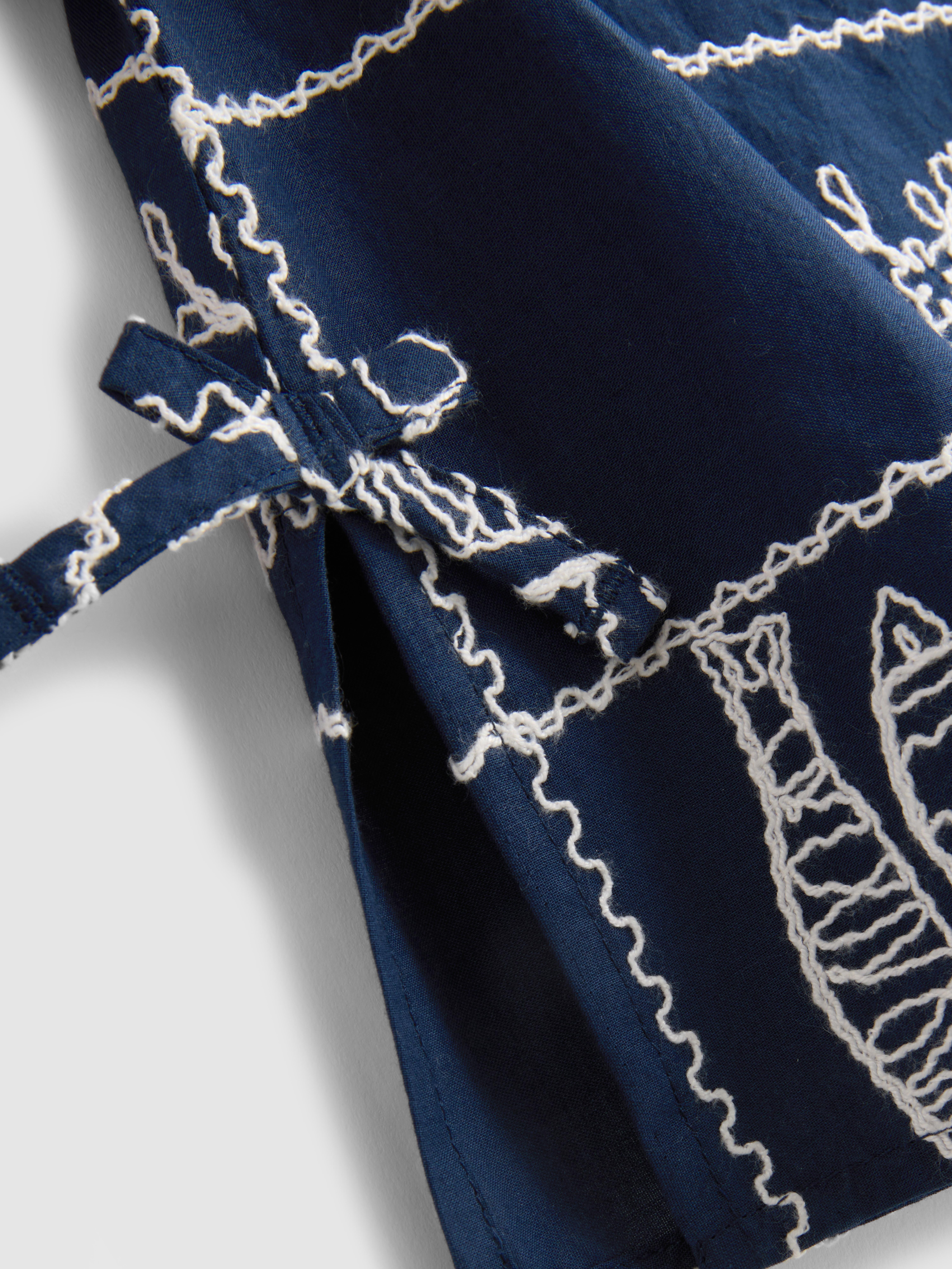7–15 Jahre | Ärmellose Bluse mit Stickerei