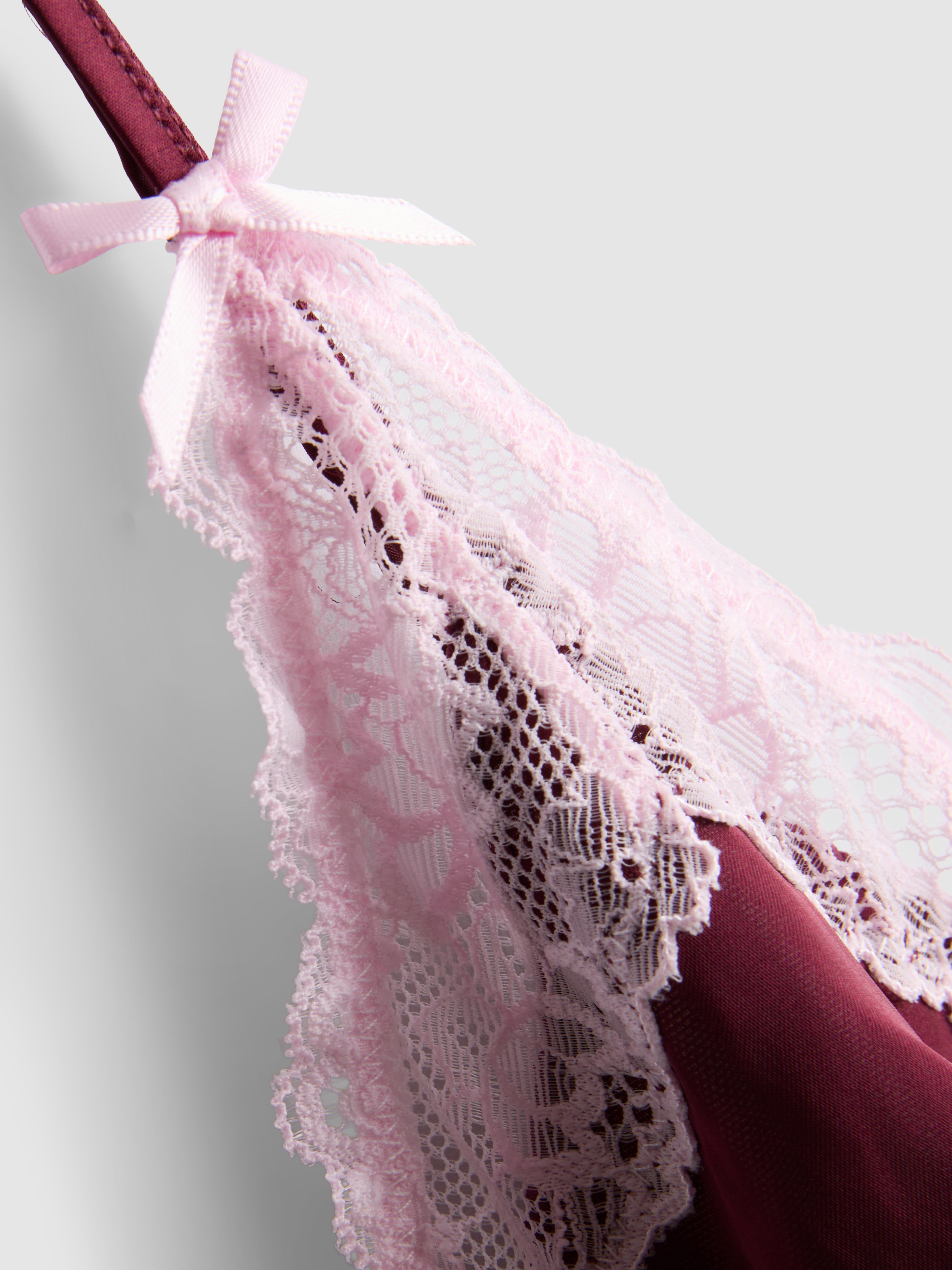 Lace-Trim Contrast Bralette