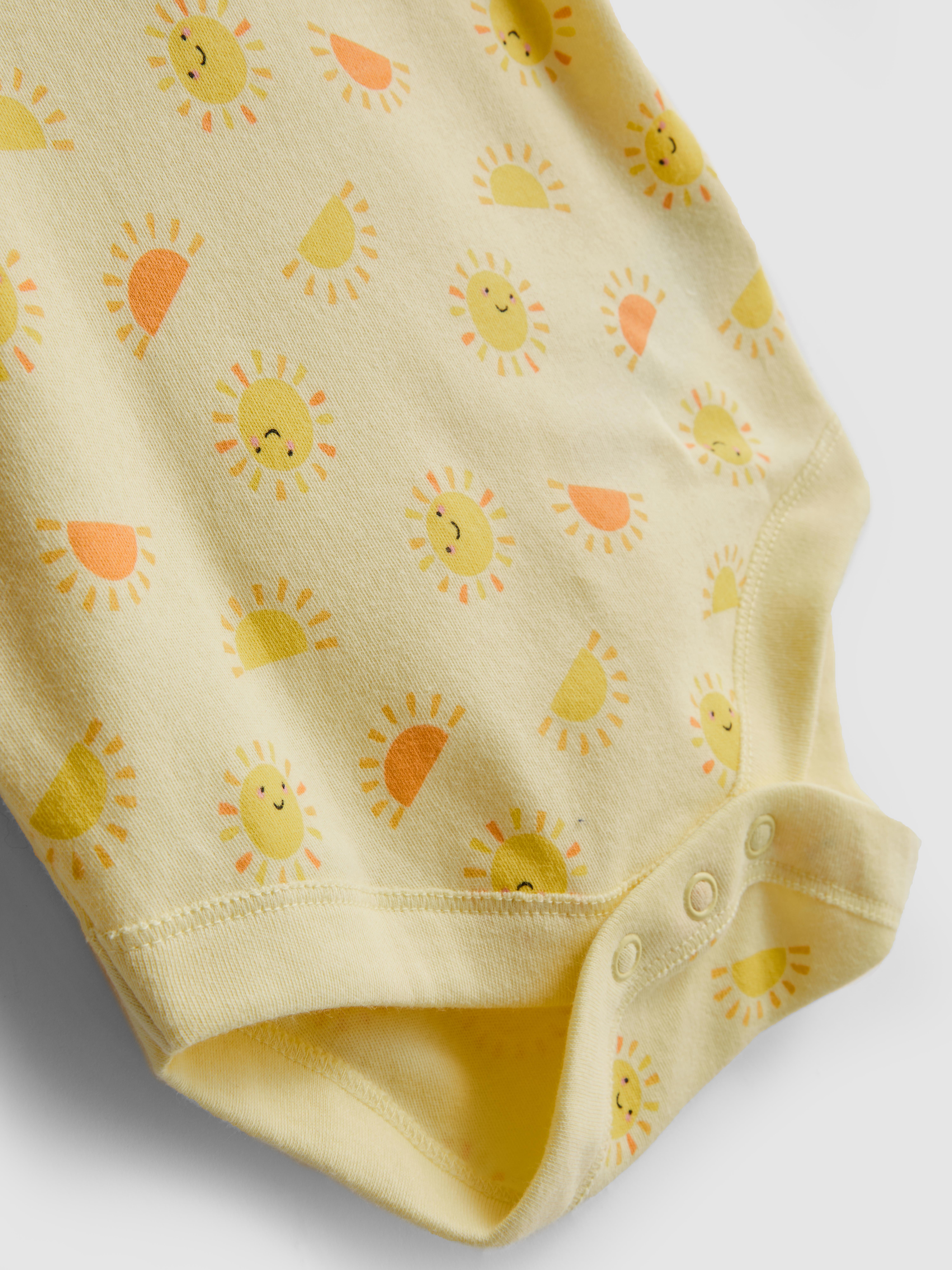 0-9mths | My First Holiday Bodysuits and Sun Hat Newborn Set