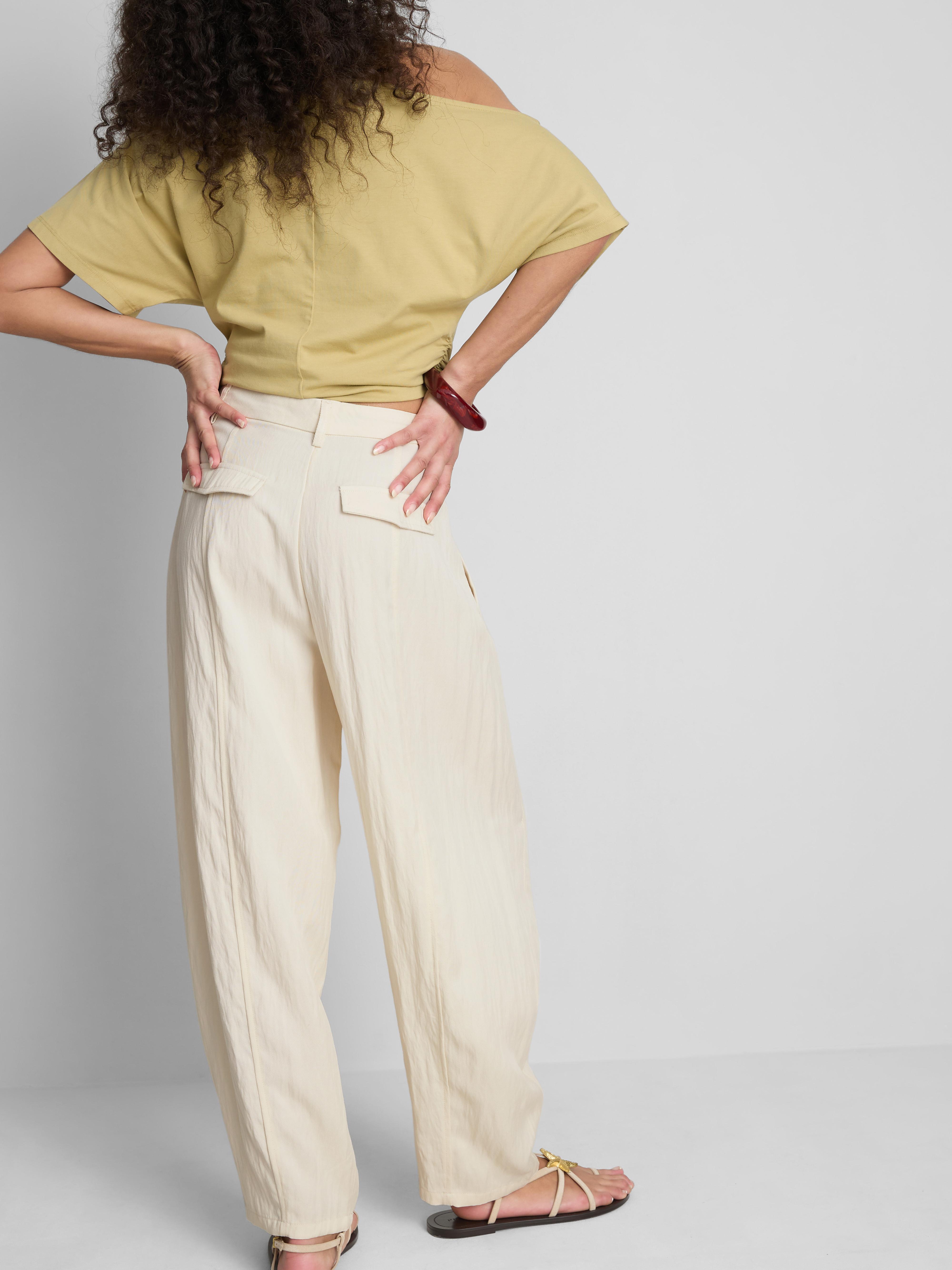 Broek met barrel-pijpen Paula Echevarría