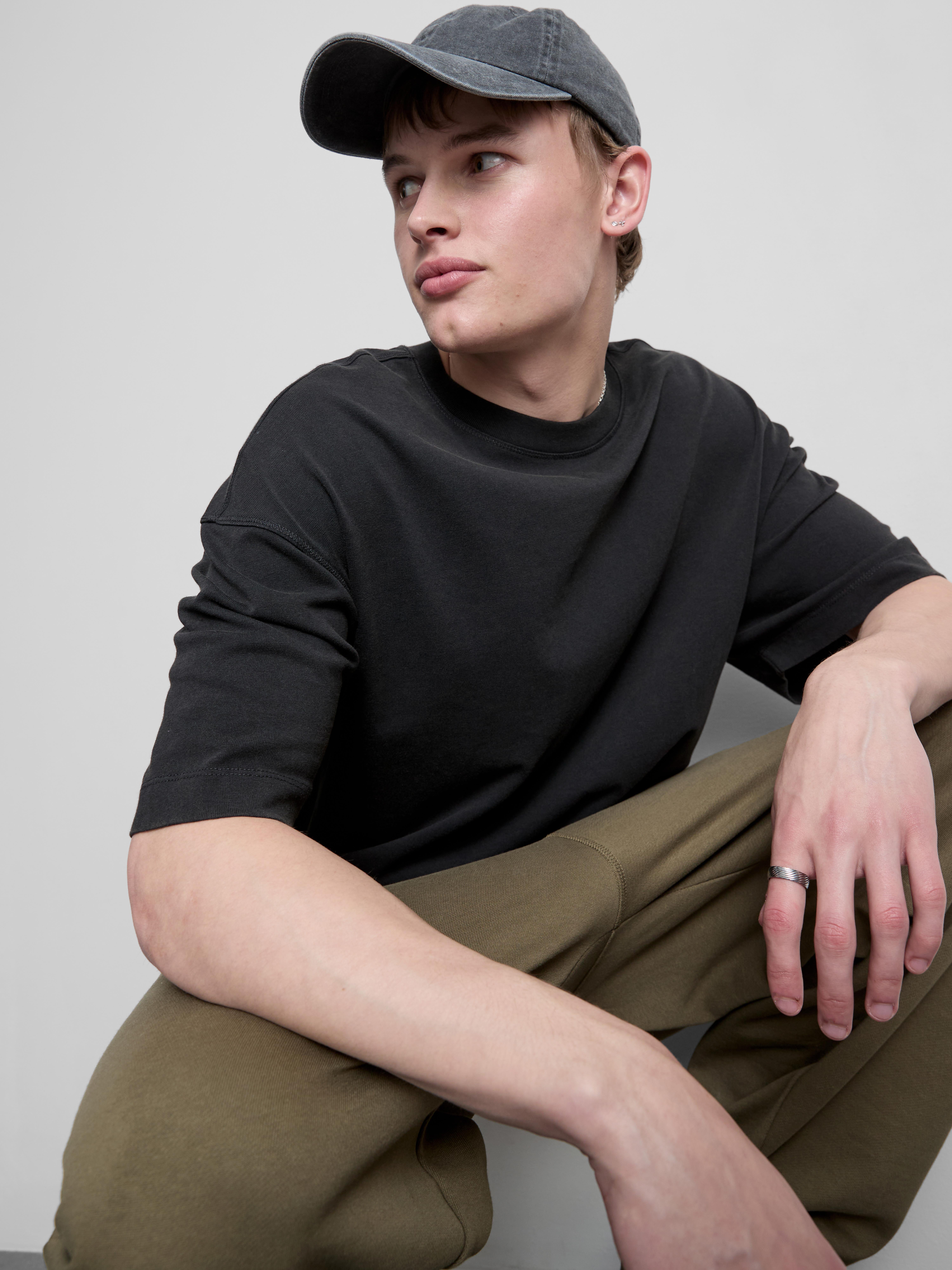 Basic T-shirt met korte mouwen