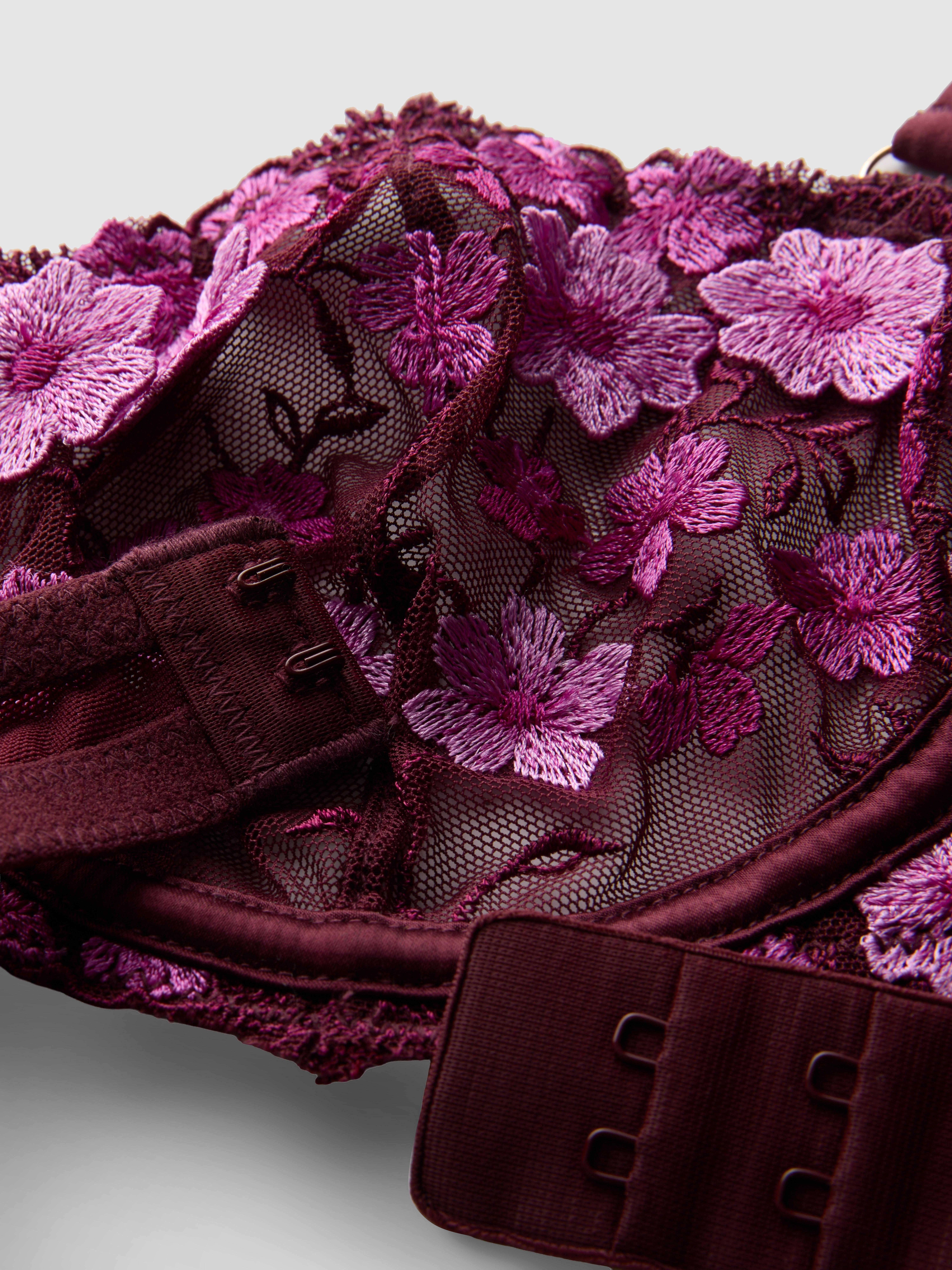 Floral Embroidered Non-Padded Balcony Bra