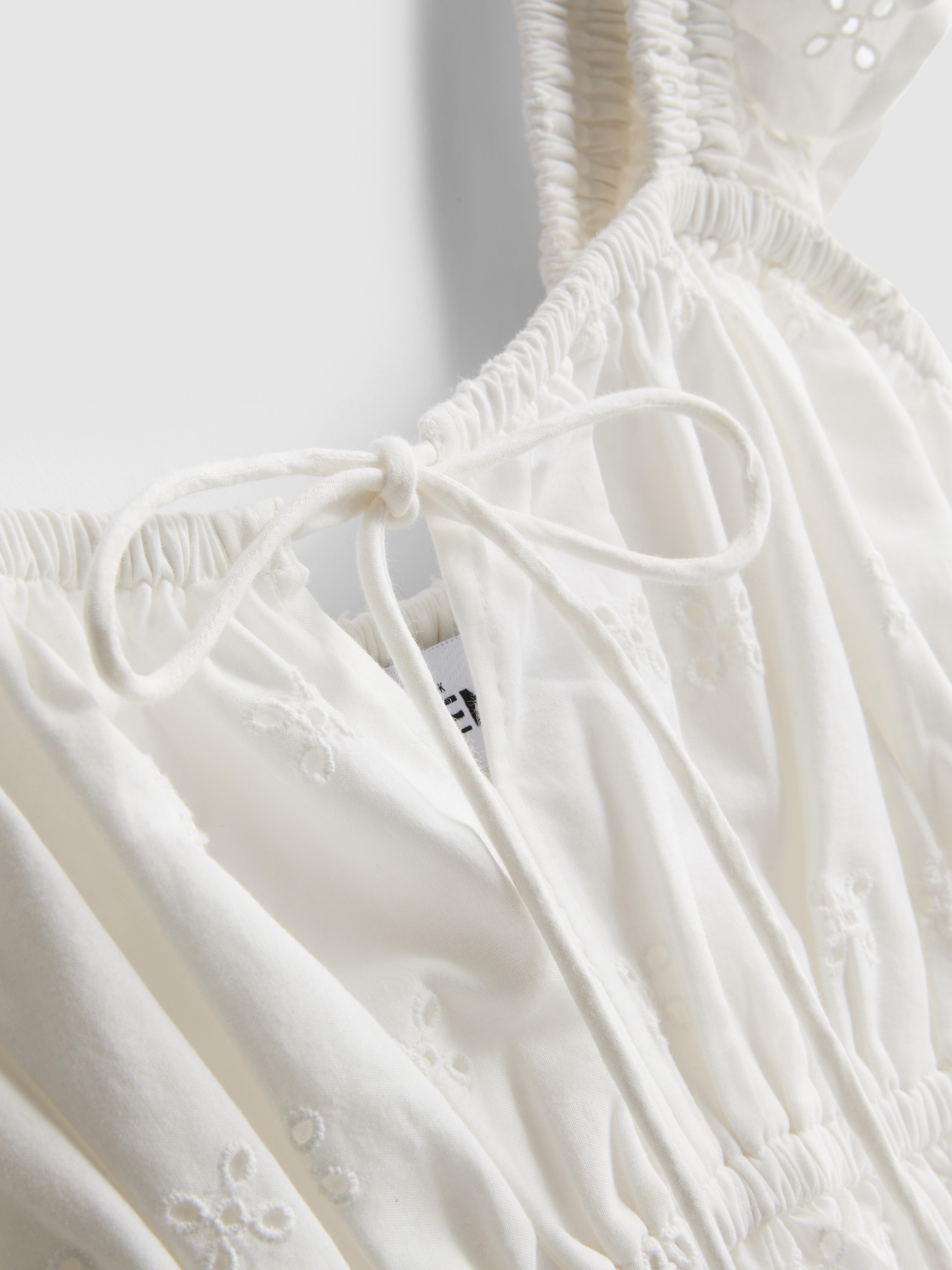 The Primark Scene | Cotton Eyelet Ruffle Crop Top