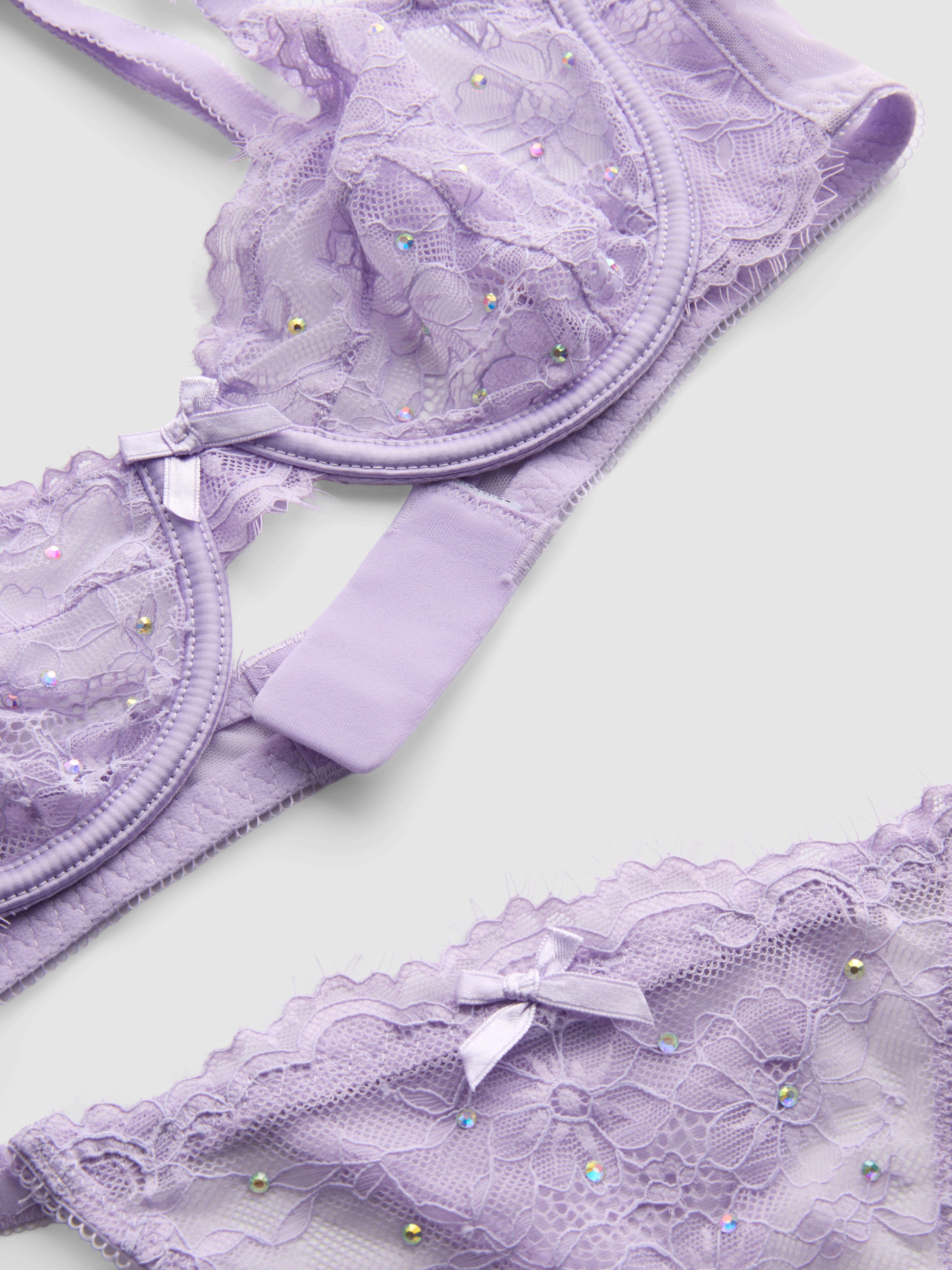 Lace Rhinestone Underwired Lingerie Set
