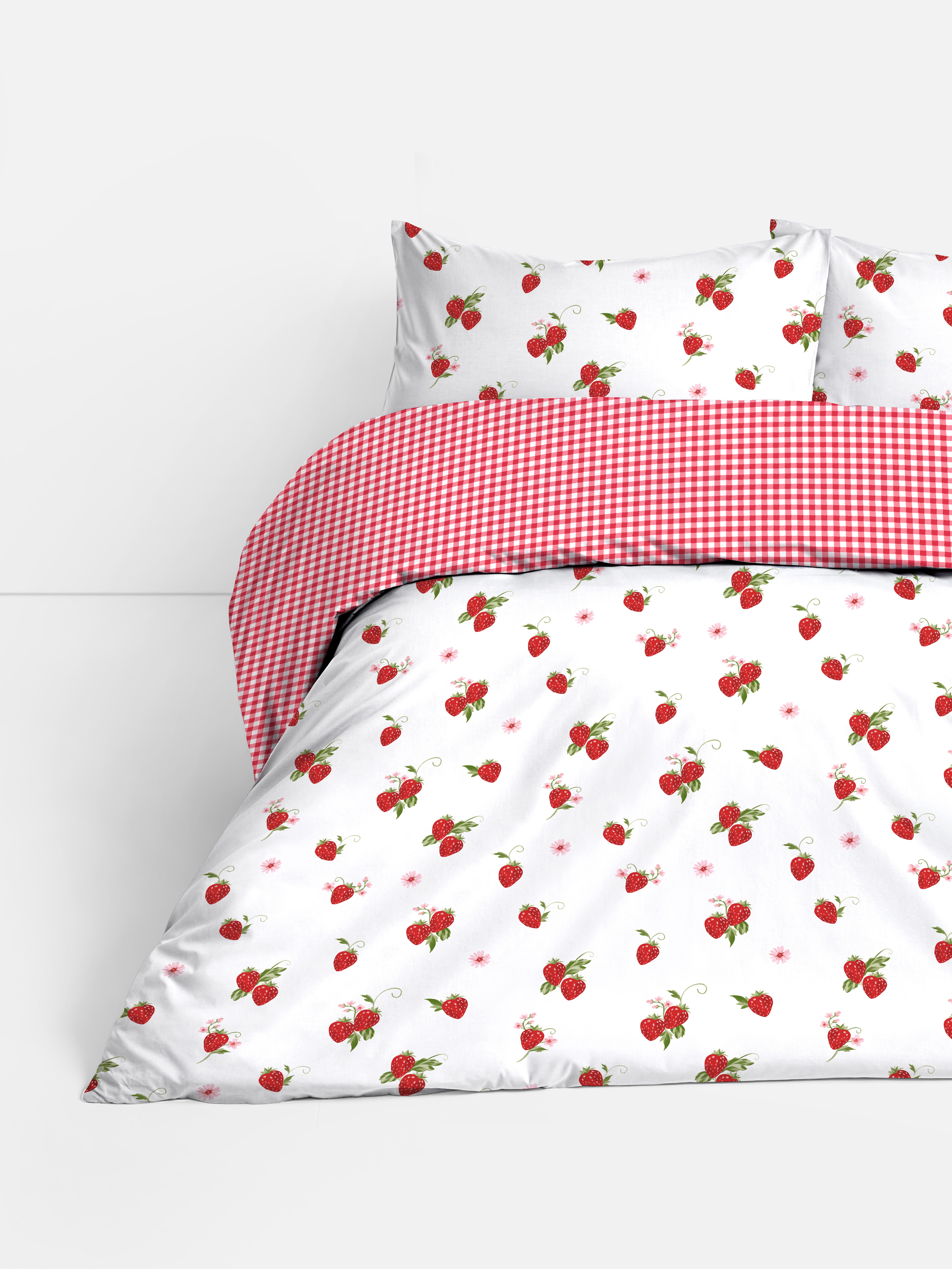 Parure de lit vichy et à motif fraises