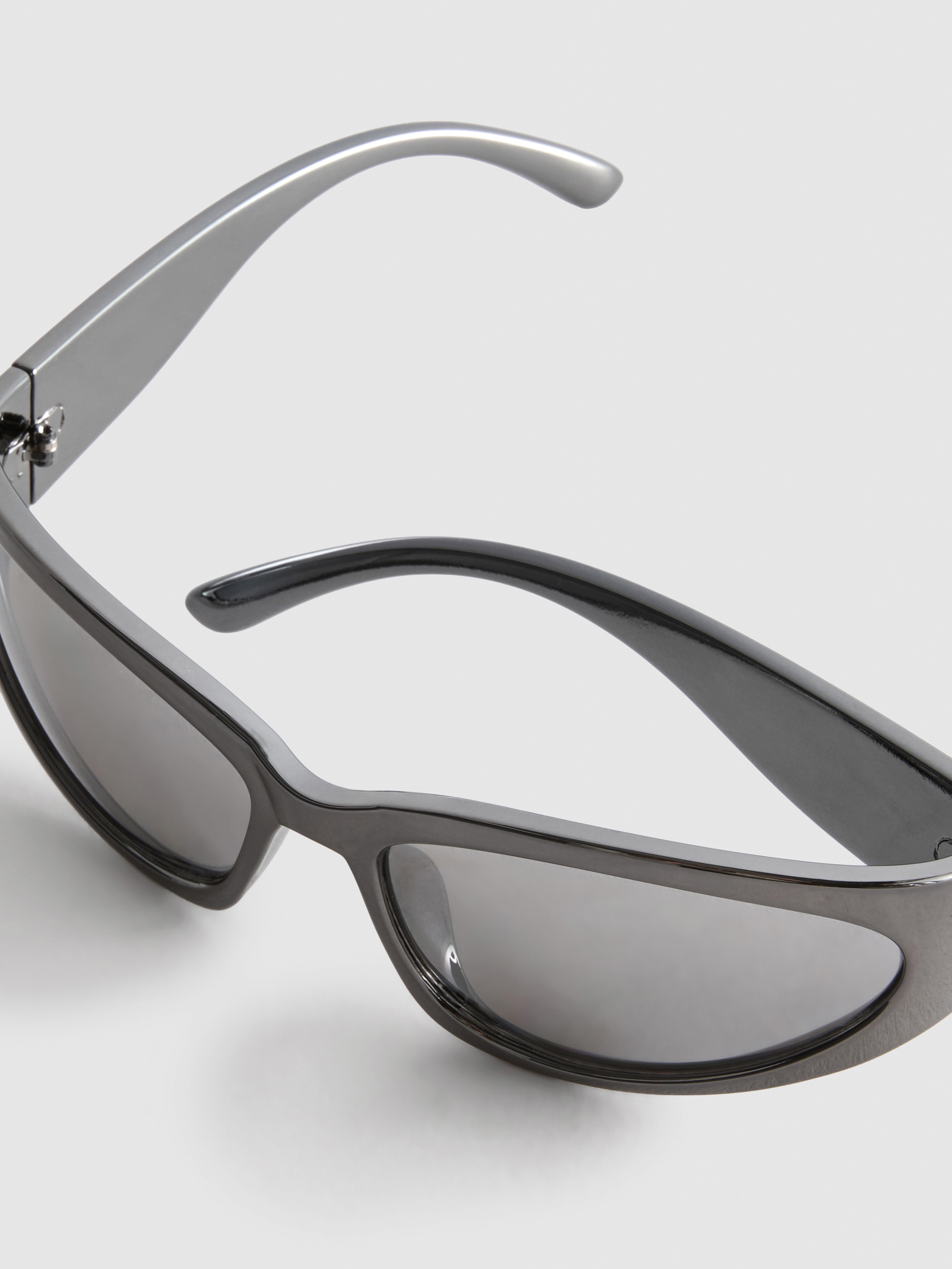 Wrap Sports Sunglasses