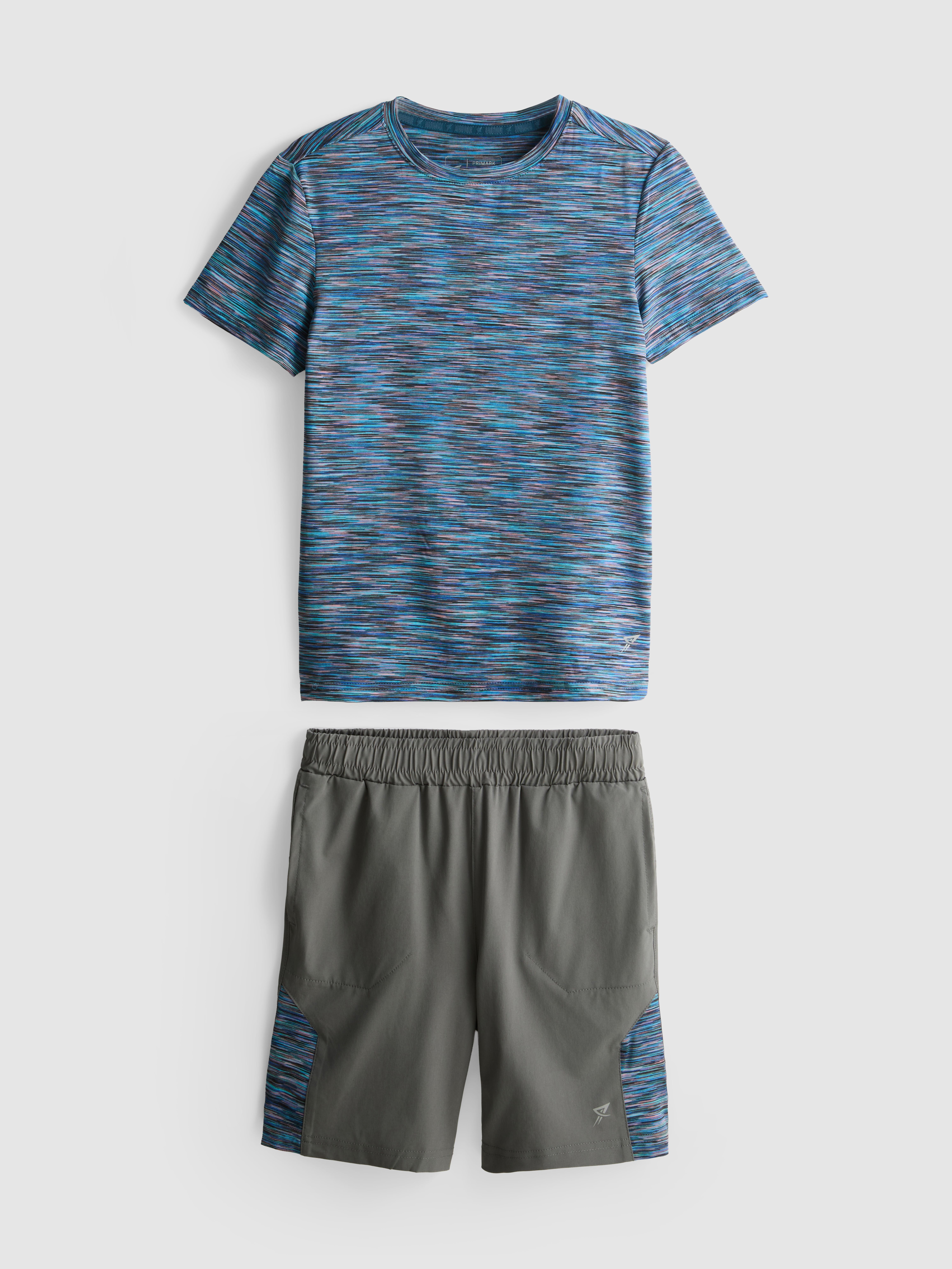 7 - 15 ani | Set sport cu tricou și pantaloni scurți