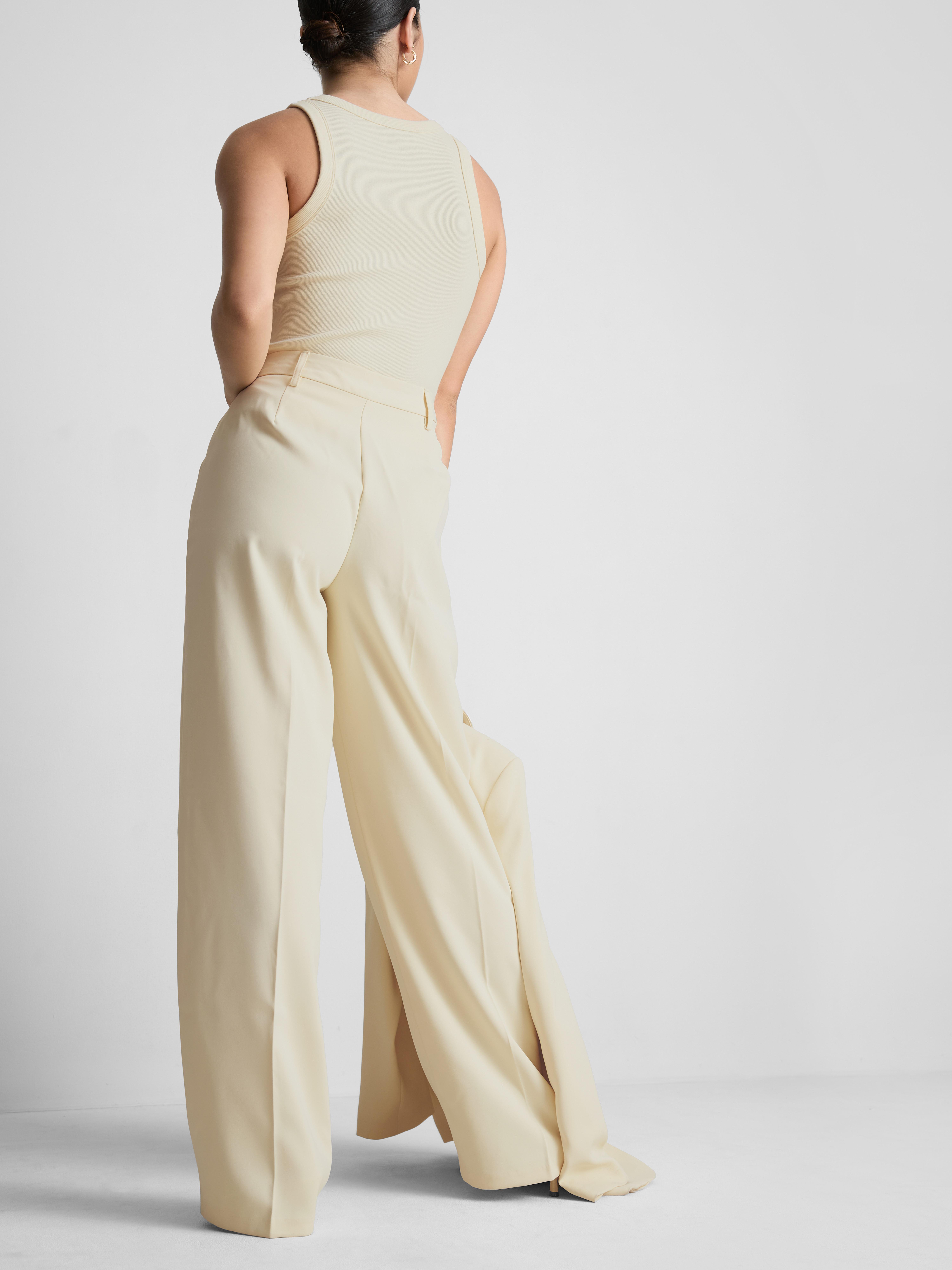Mid-Rise Straight Leg Pleated Trousers