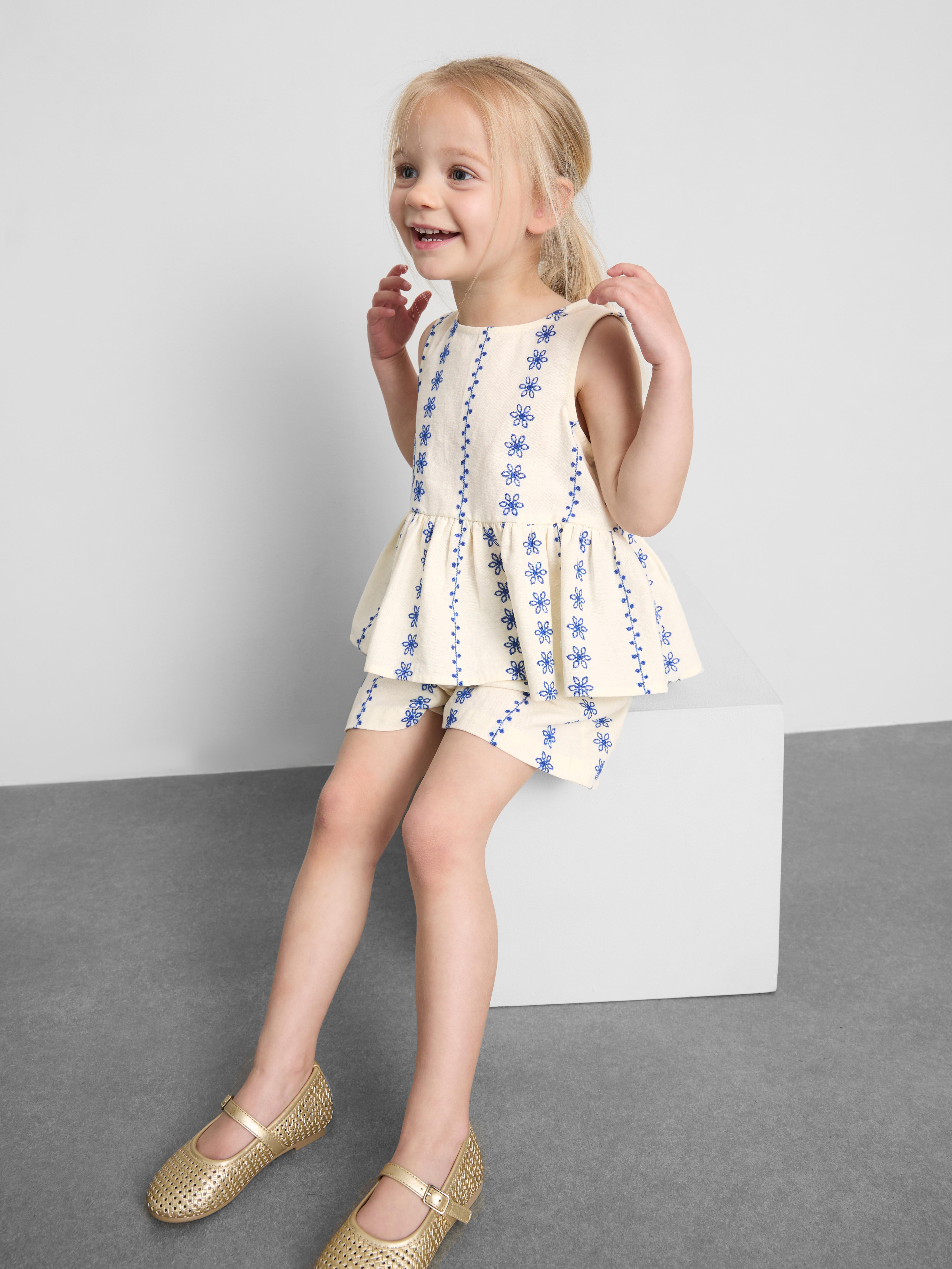 1.5-9yrs | Embroidered Blouse and Shorts Set